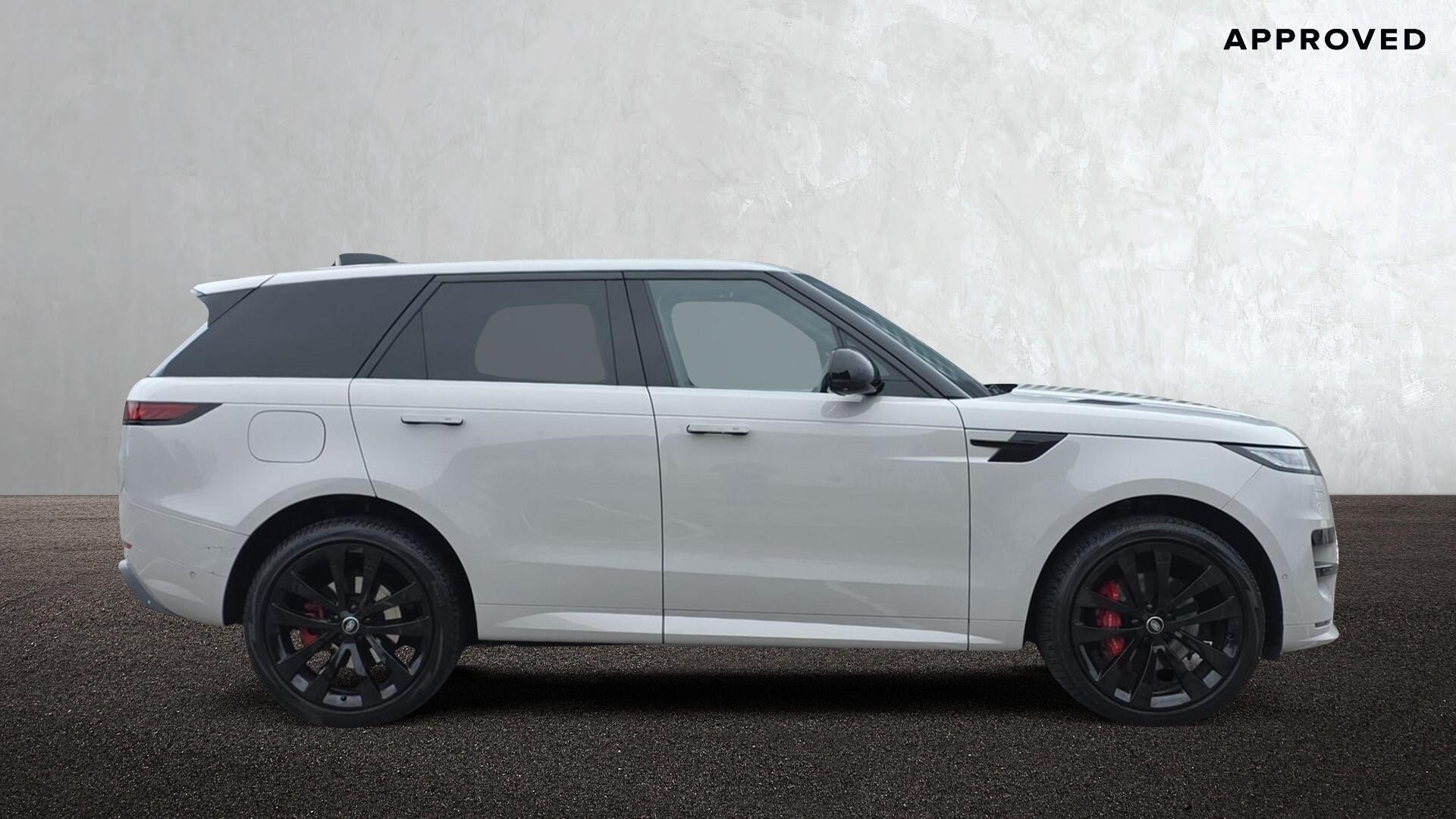 Land Rover Range Rover Sport view 5