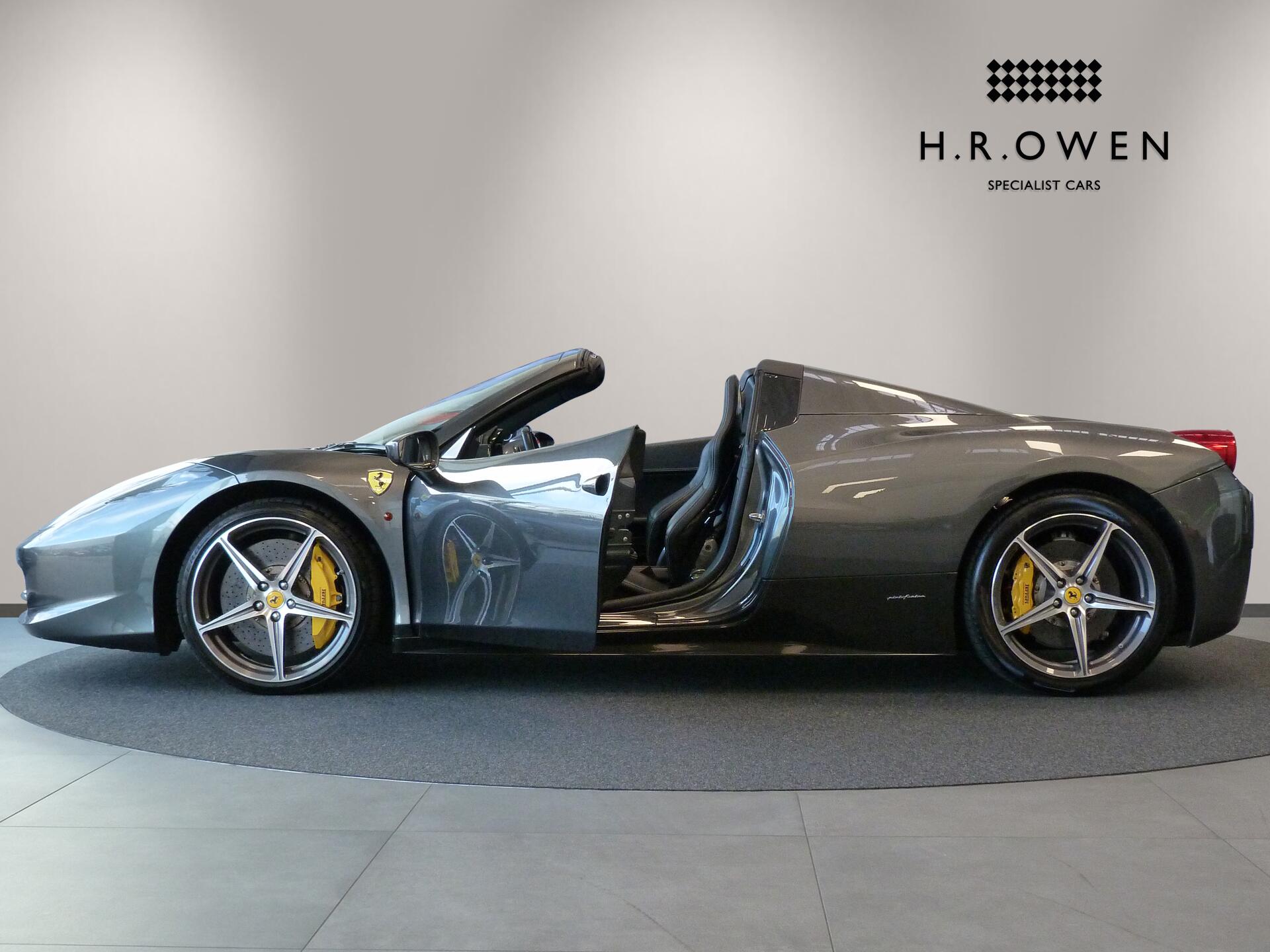 Ferrari 458 view 8