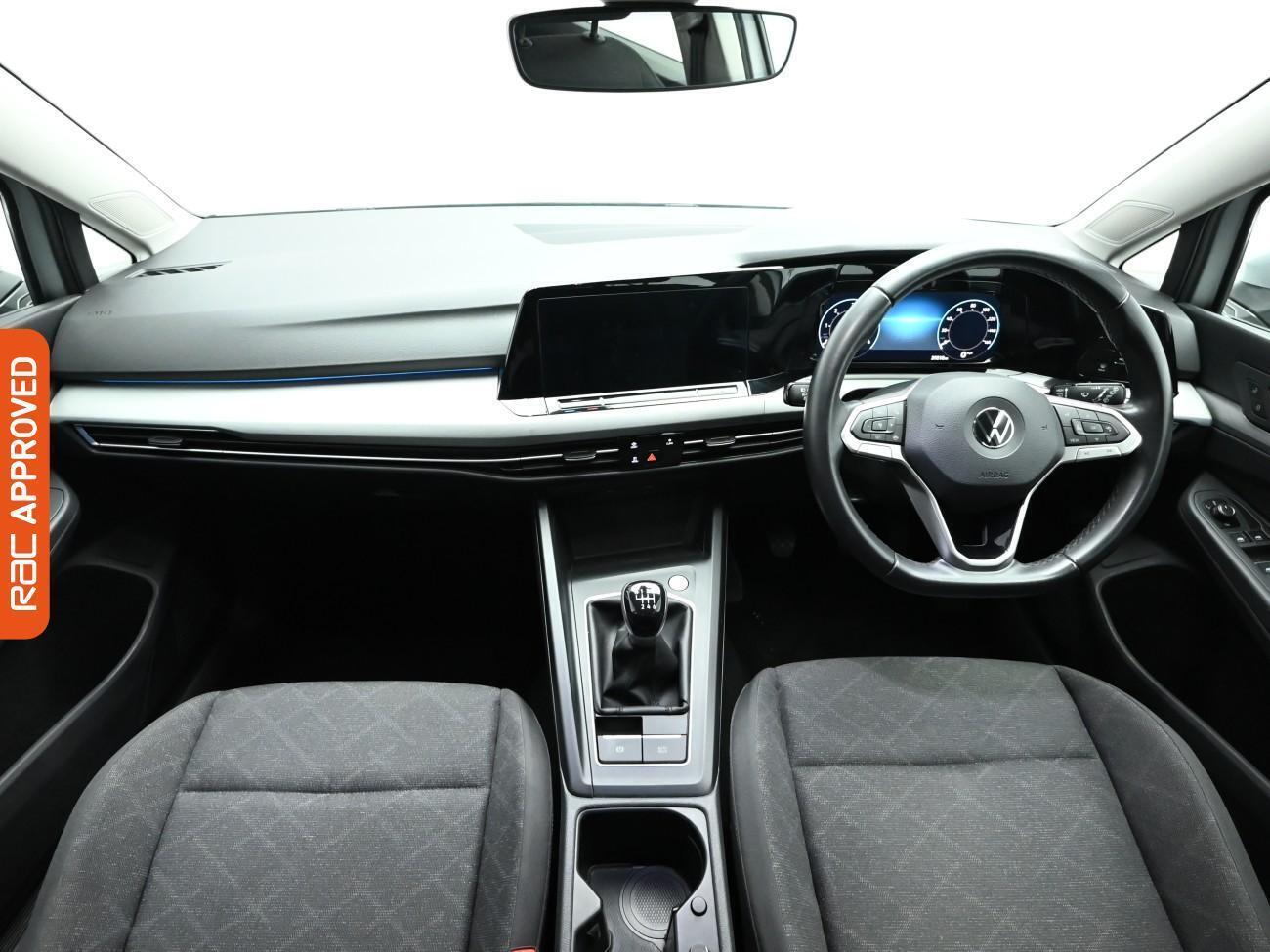 Volkswagen Golf view 2