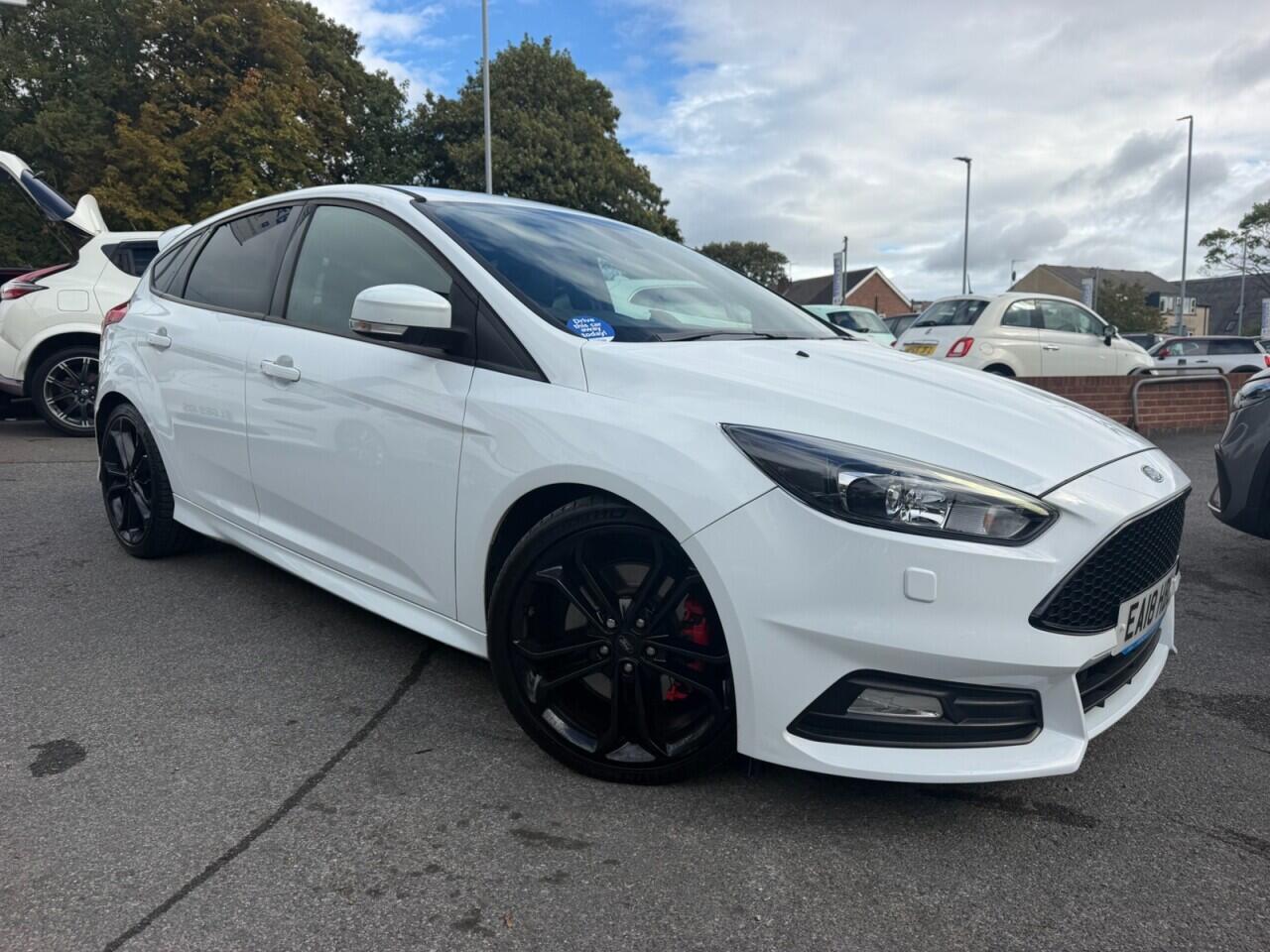 Ford Focus view 10