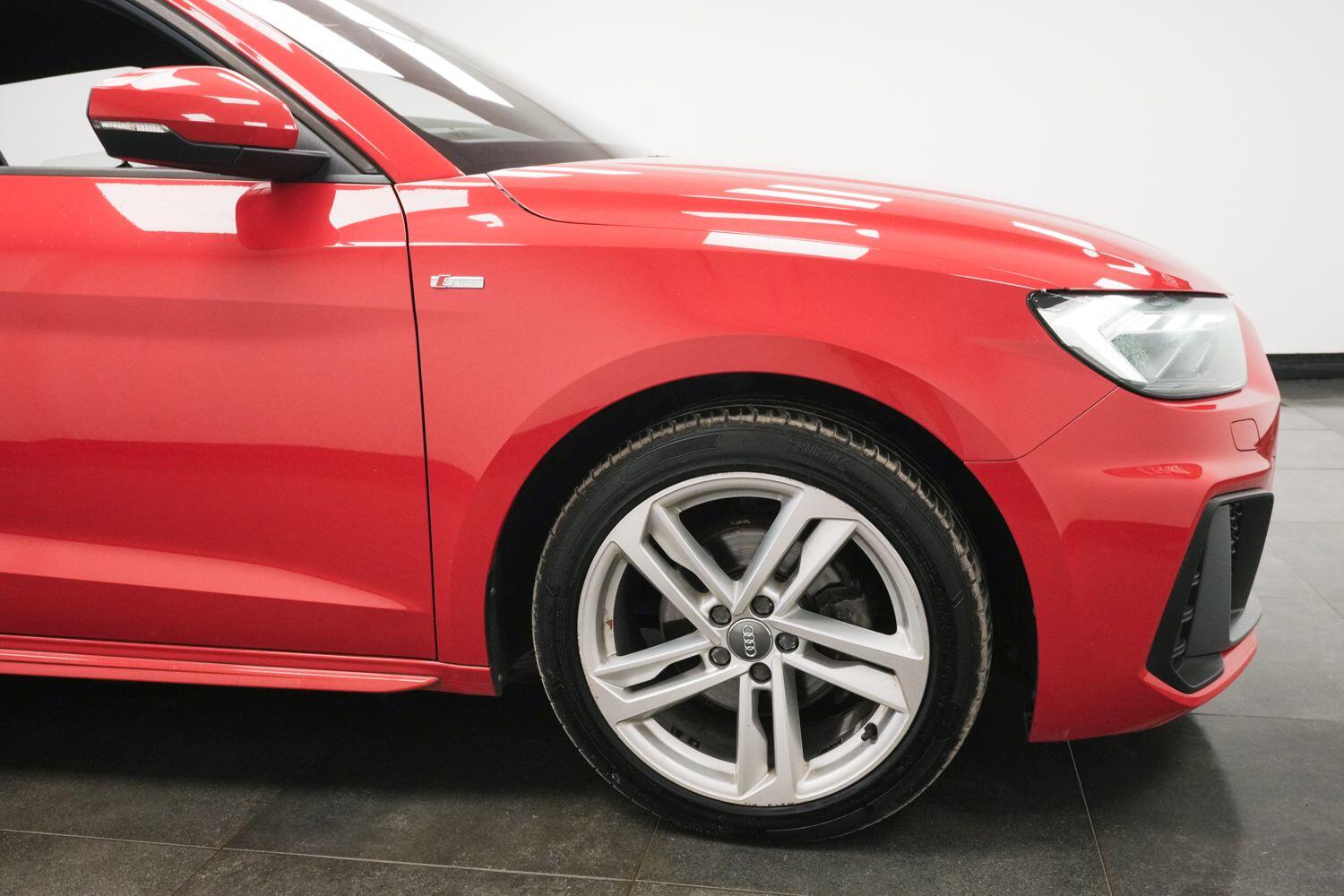 Audi A1 view 5