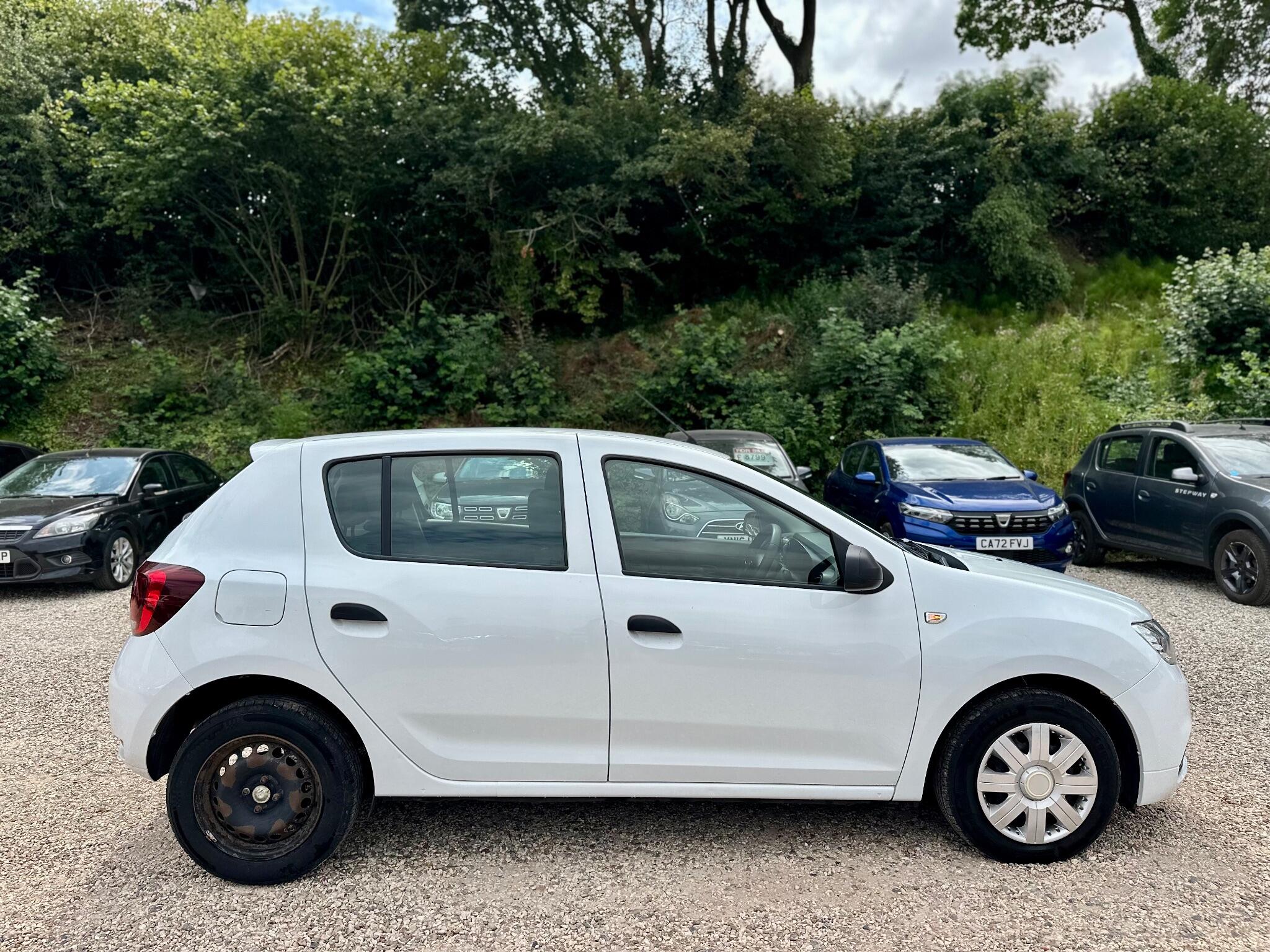 Dacia Sandero view 7