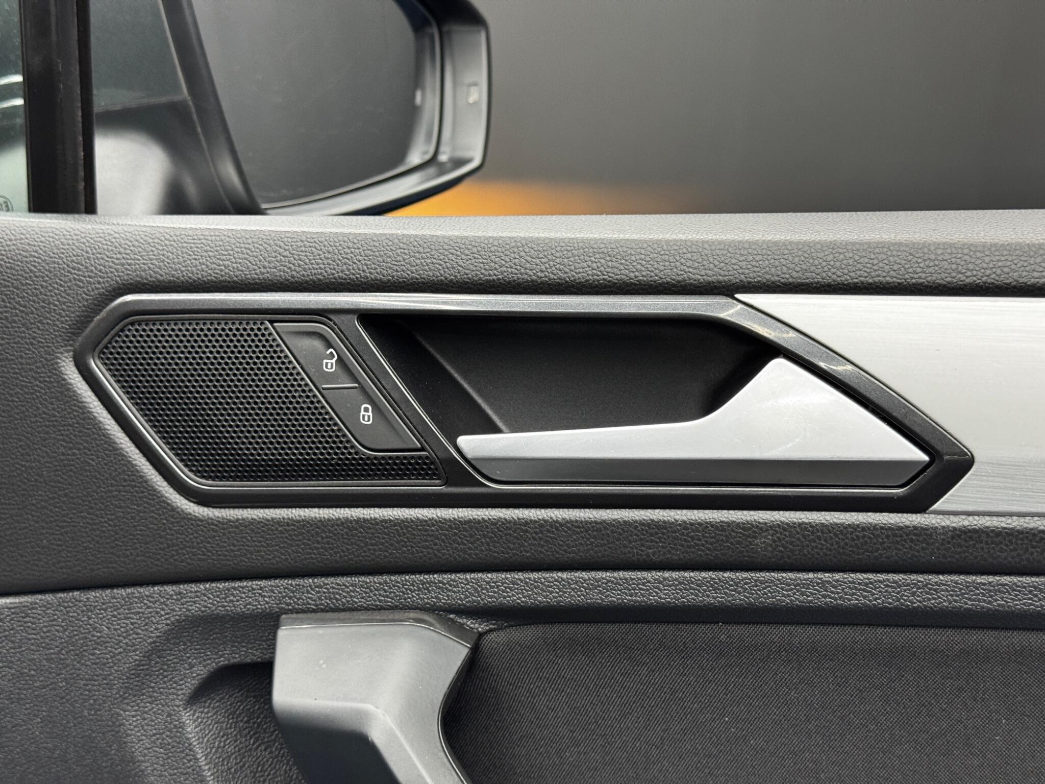 Volkswagen Tiguan view 42