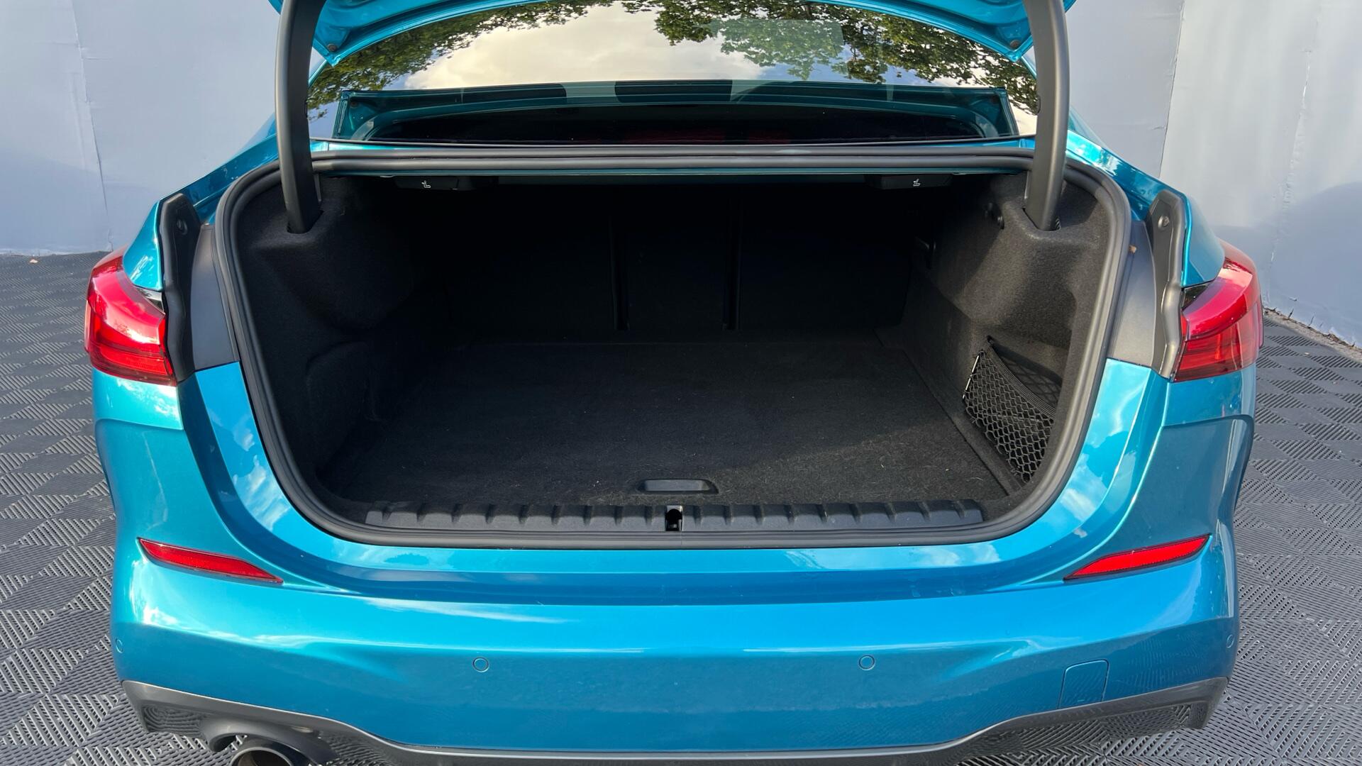 BMW 2 Series view 13