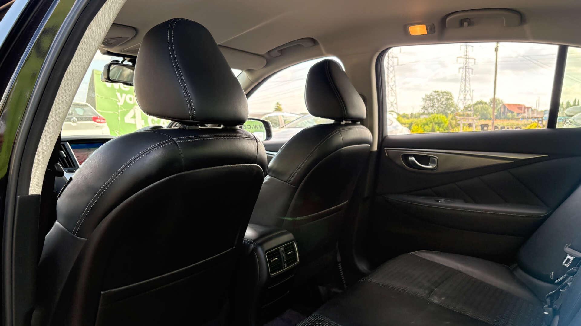 Infiniti Q50 view 12