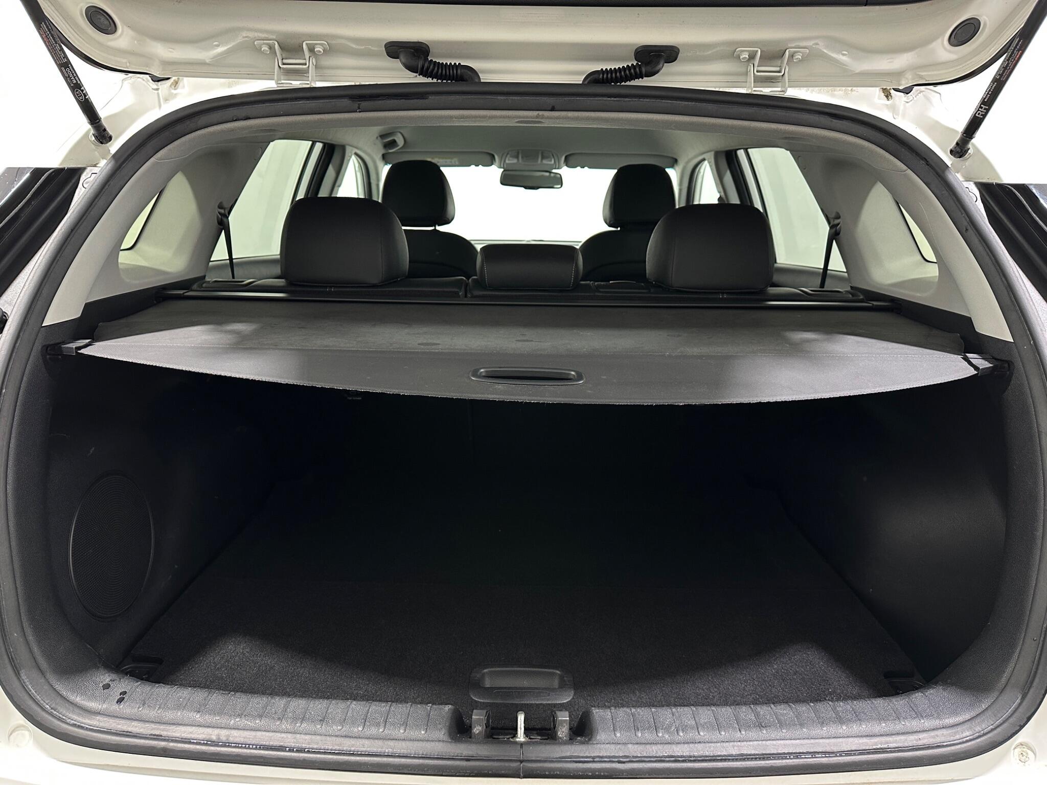 Kia Niro view 46