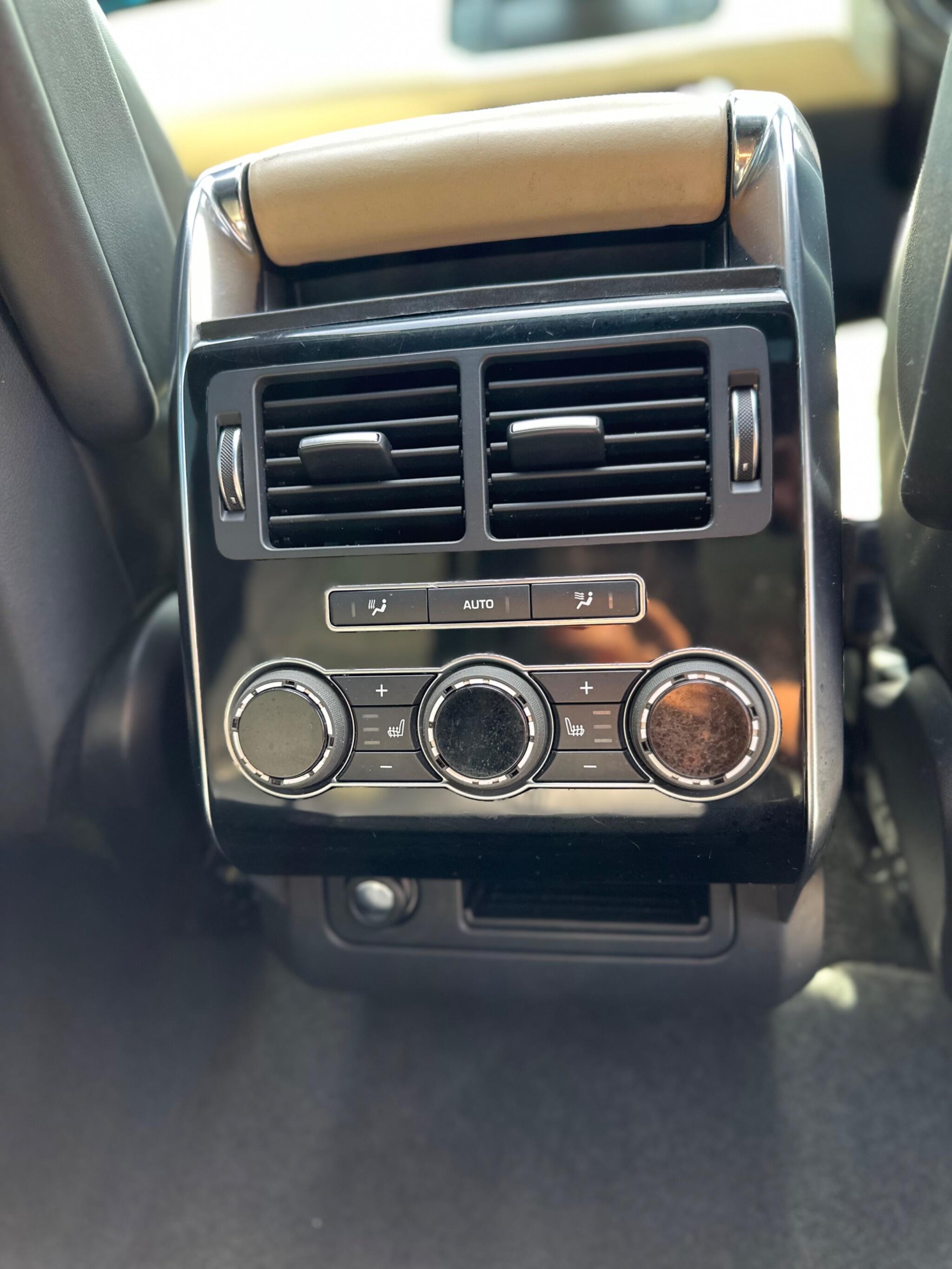 Land Rover Range Rover Sport view 17