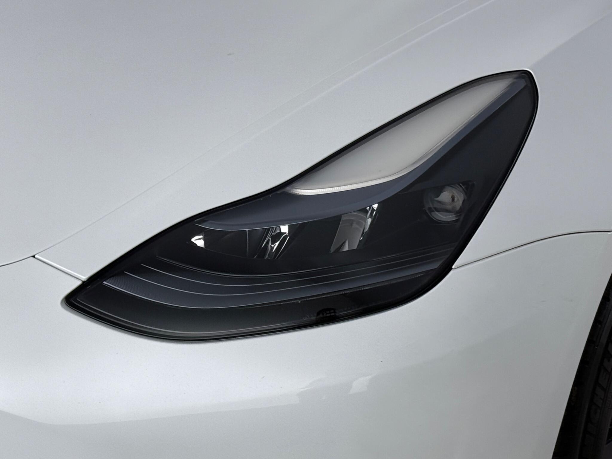 Tesla Model 3 view 15