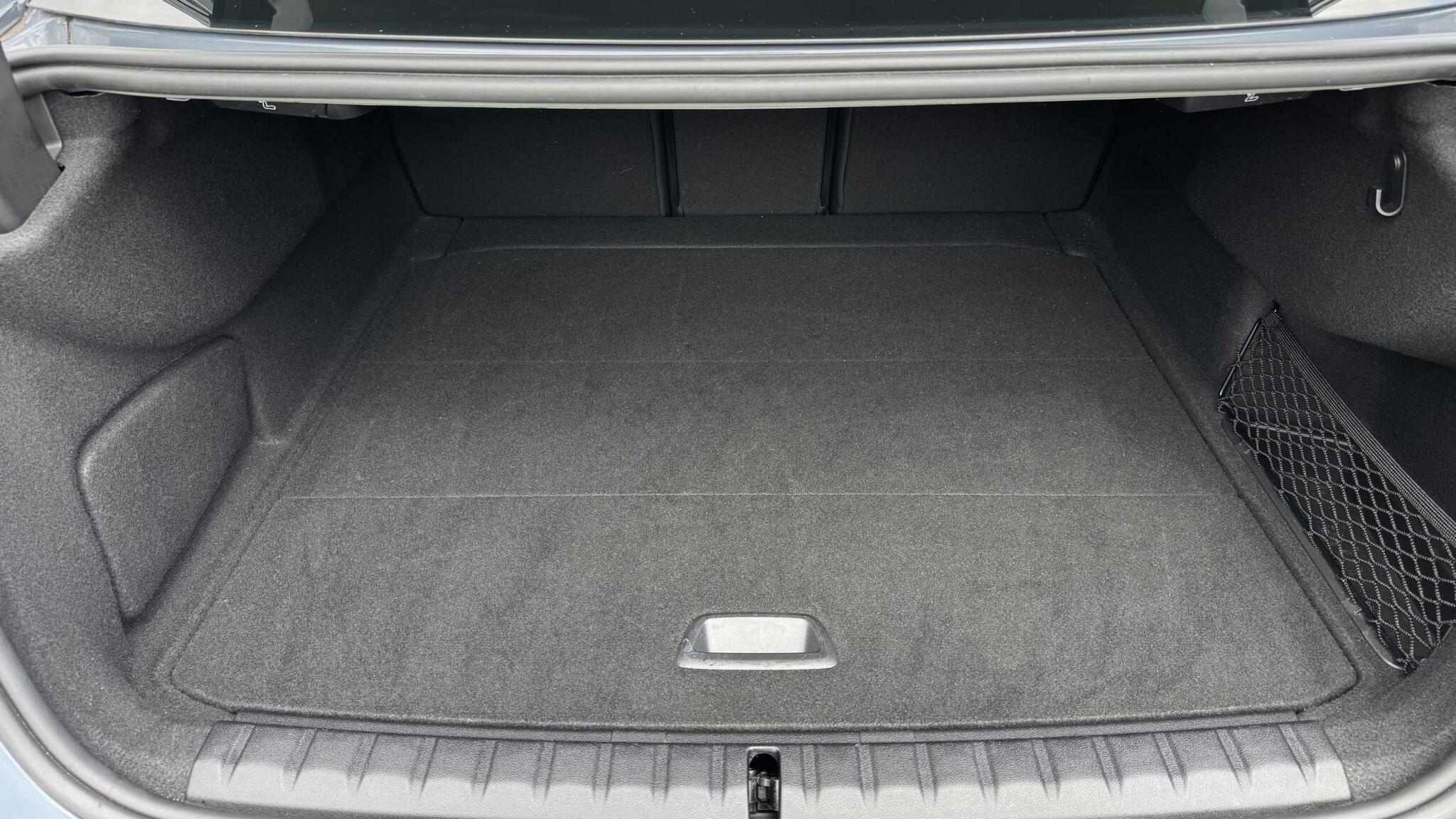 BMW 2 Series view 11