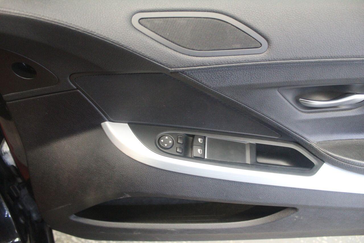 BMW 6 Series view 42