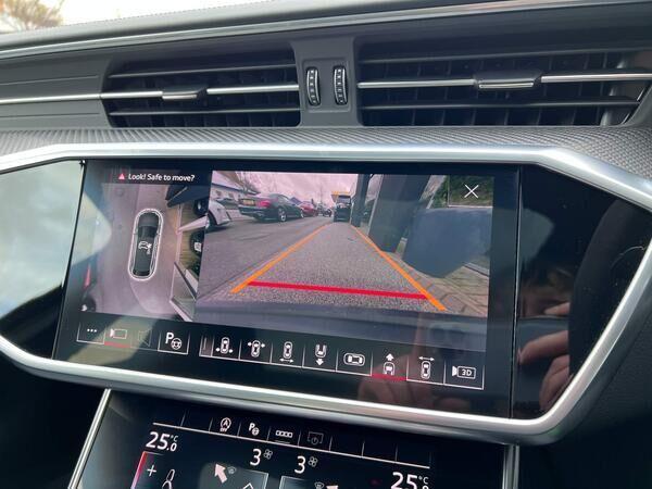 Audi RS6 Avant view 43