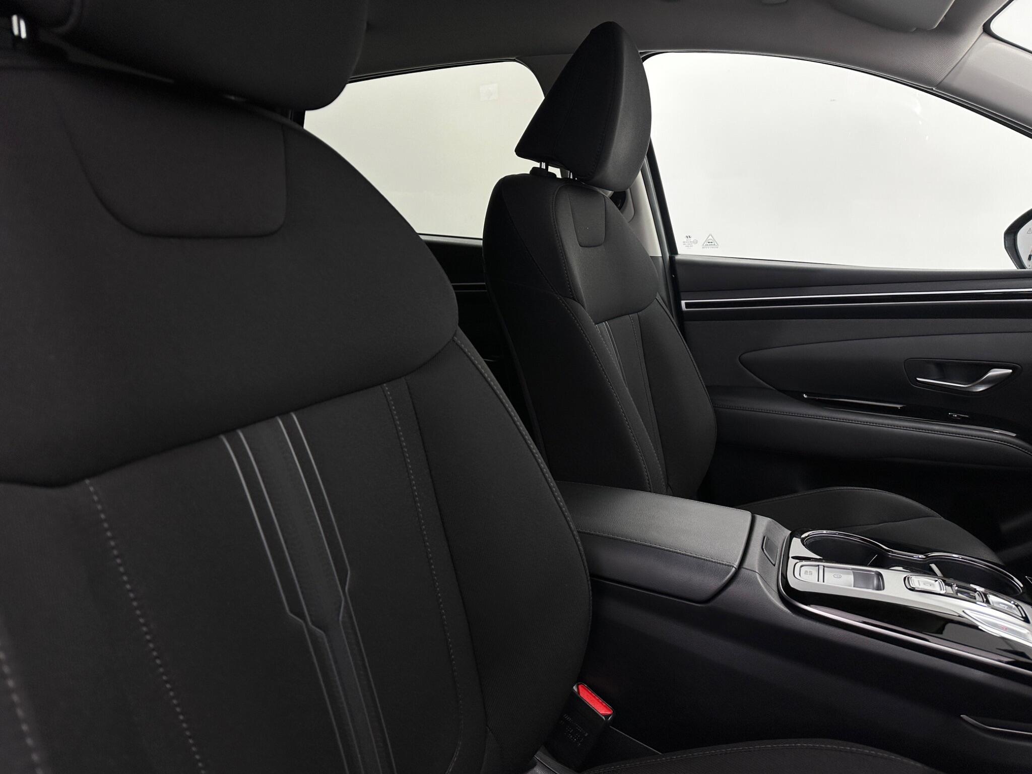Hyundai Tucson view 32