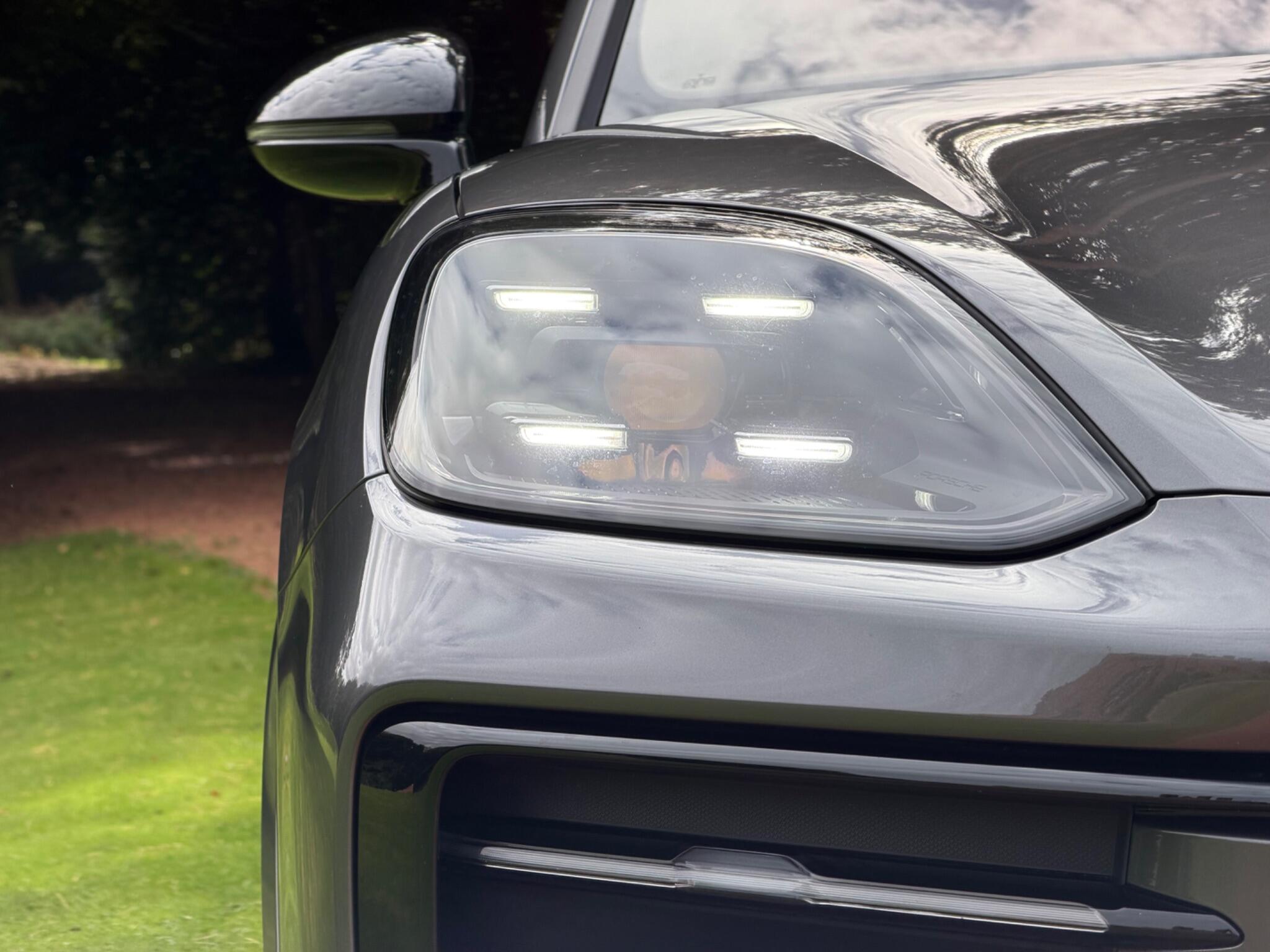 Porsche Cayenne view 46