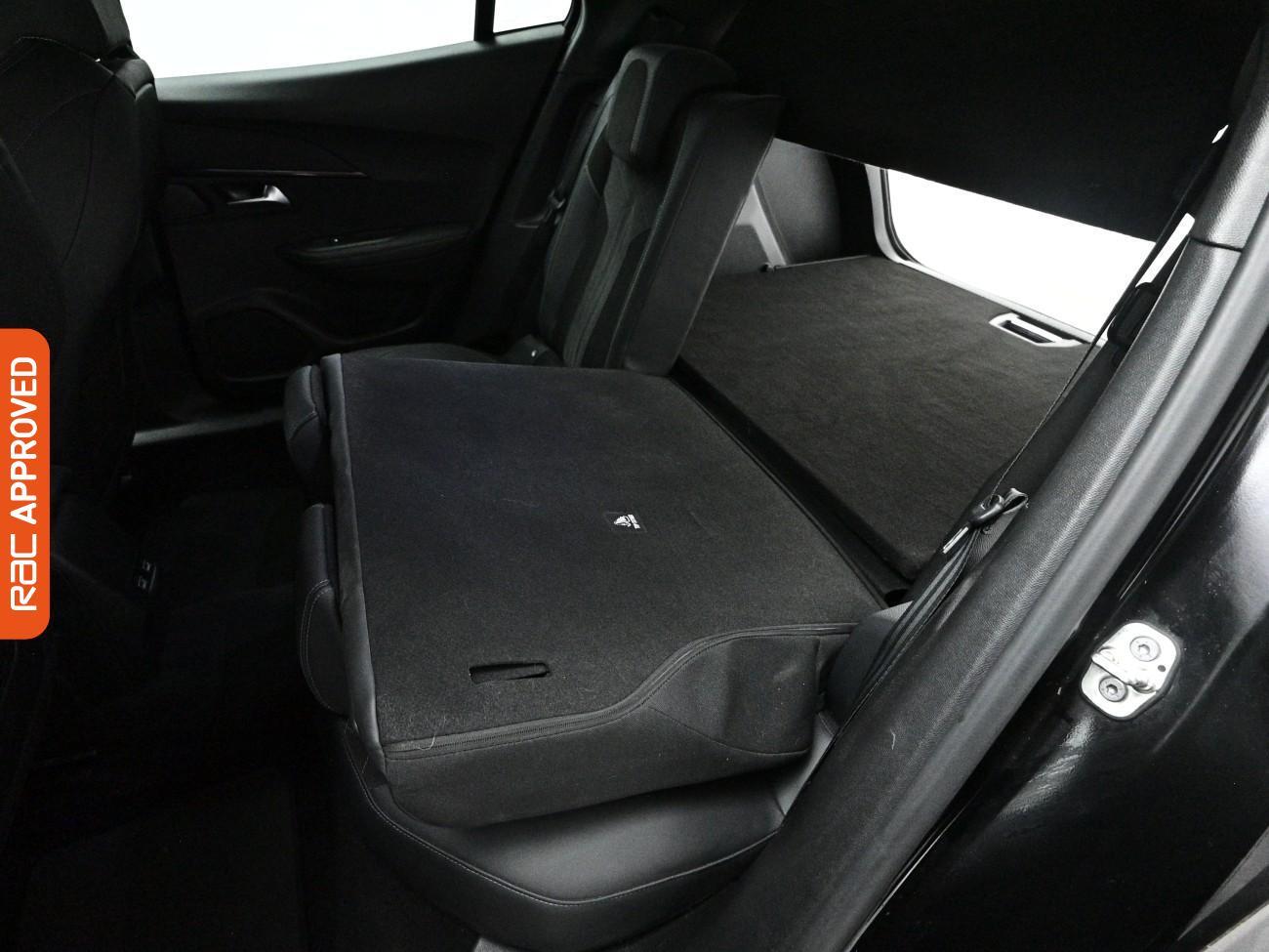 Peugeot E-2008 view 30