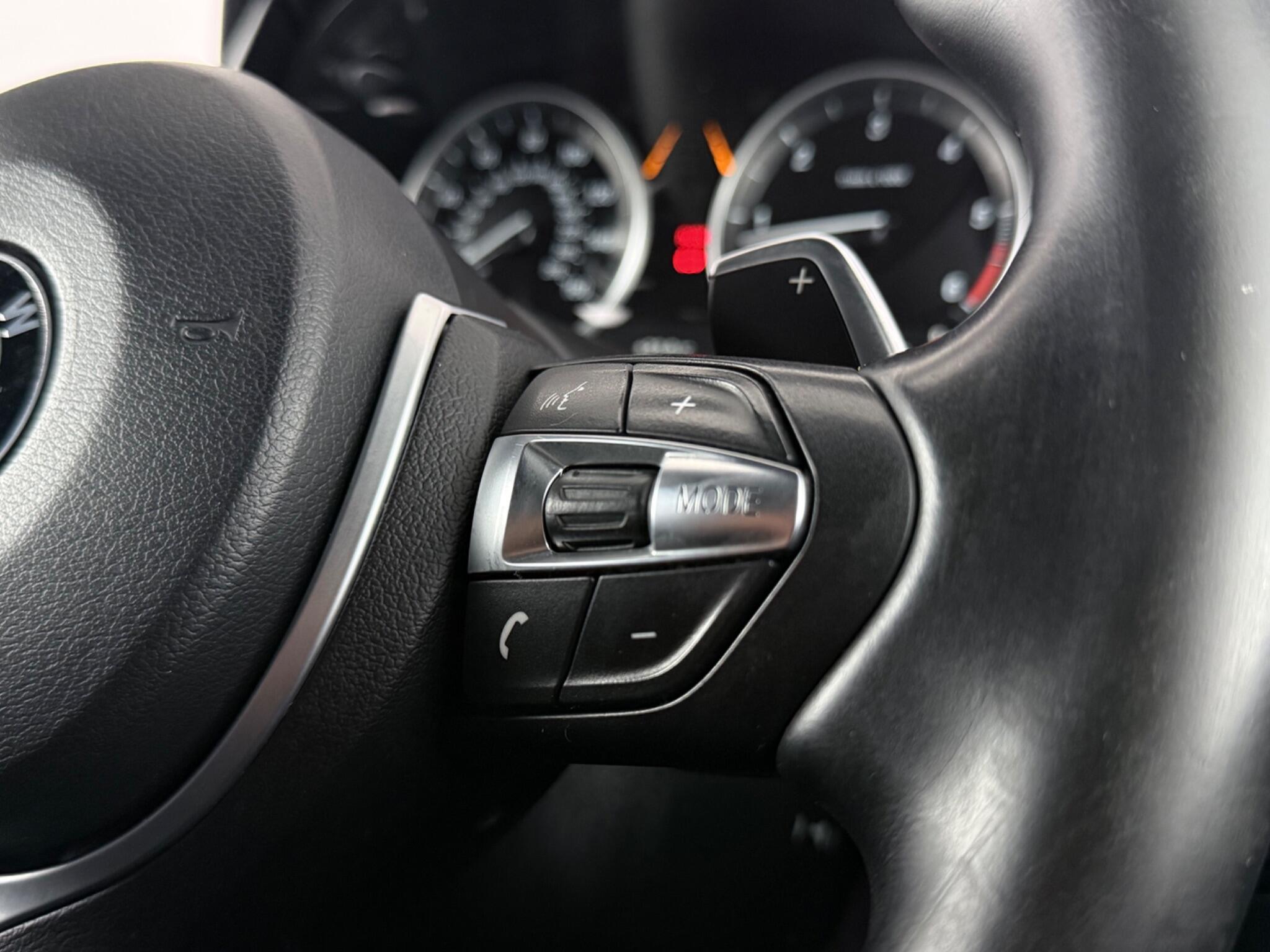 BMW X5 view 14