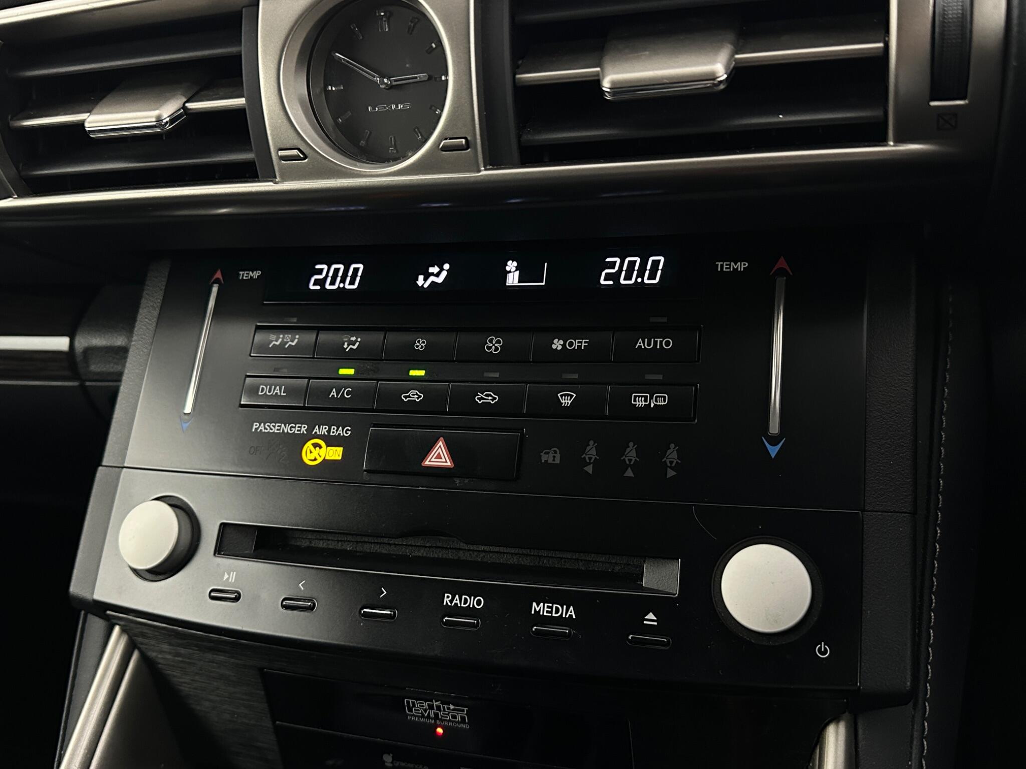 Lexus Is view 24