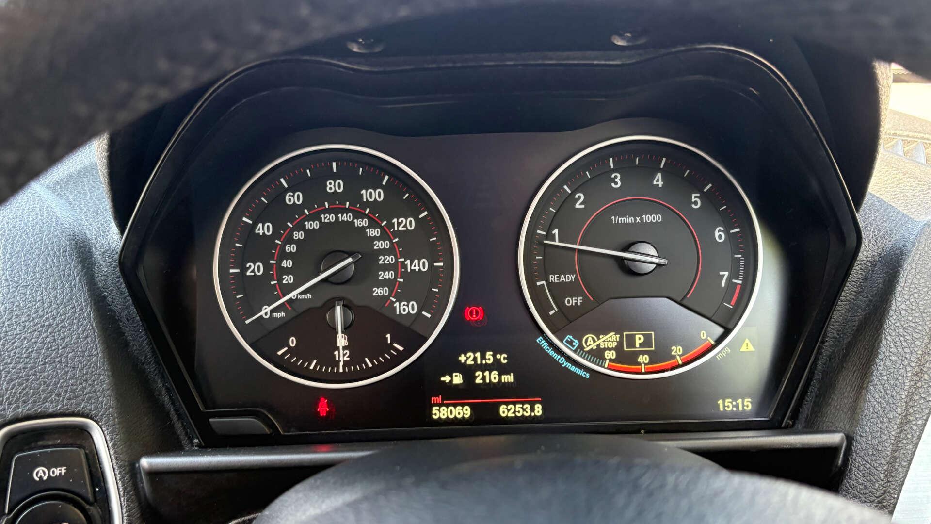 BMW 1 Series view 15