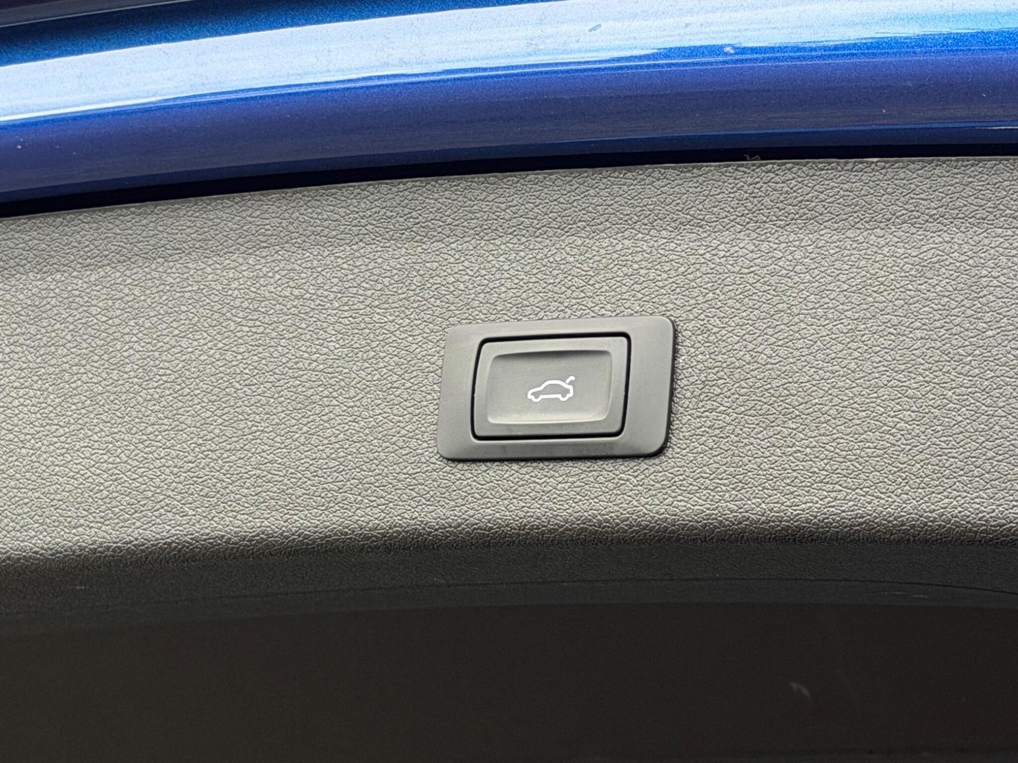 Audi SQ5 view 52