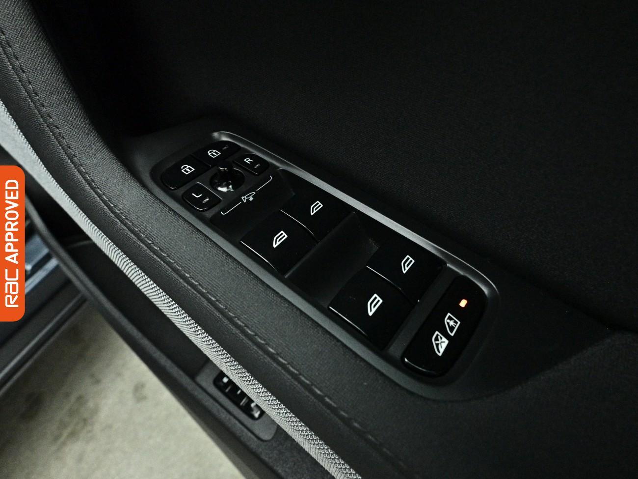 Polestar 2 view 28