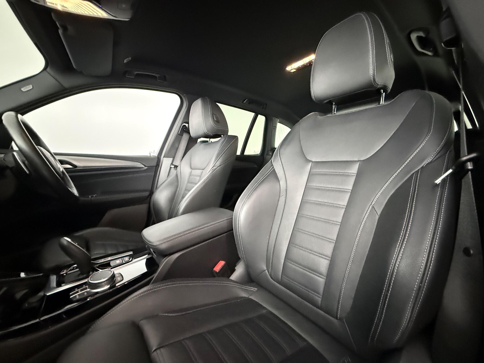 BMW X3 view 34