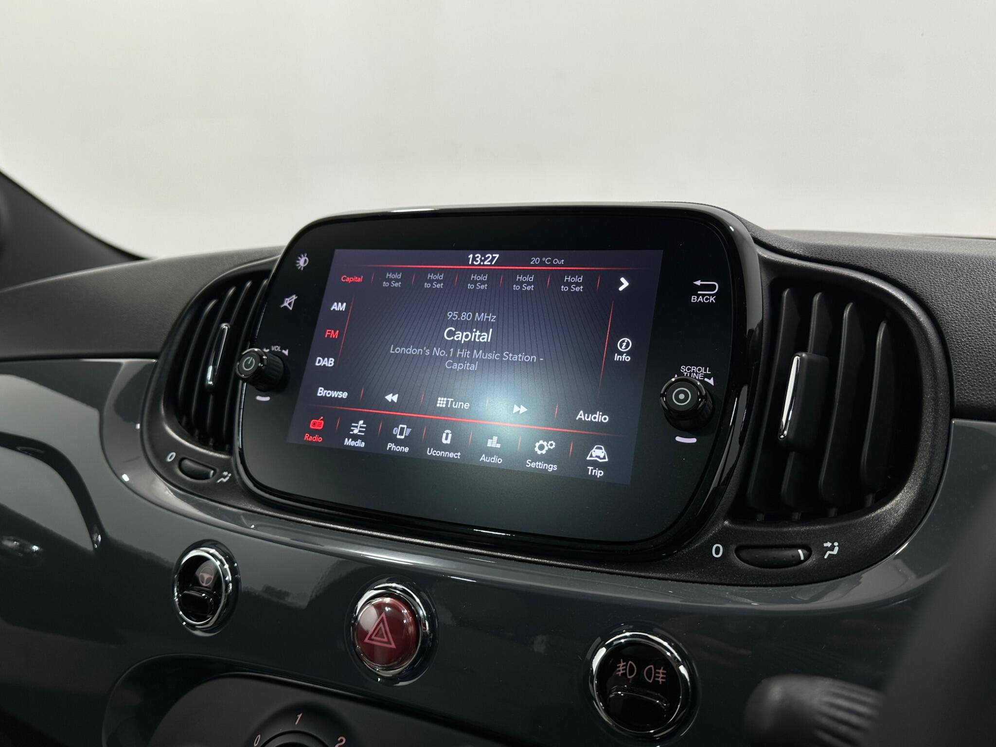 Fiat 500 view 21