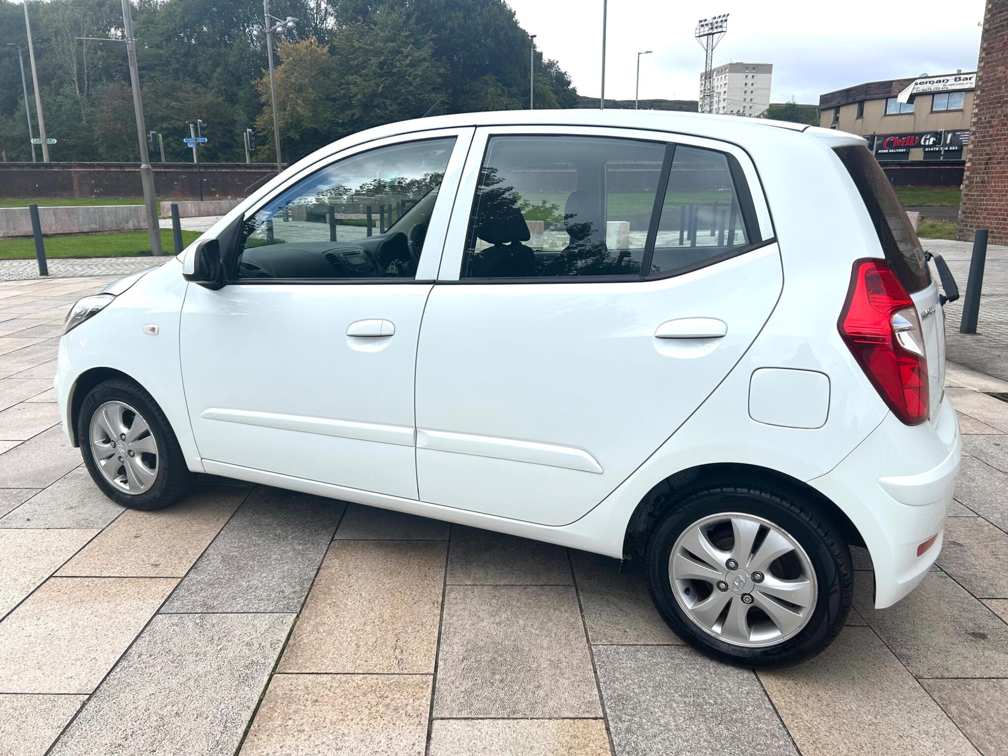 Hyundai I10 view 11