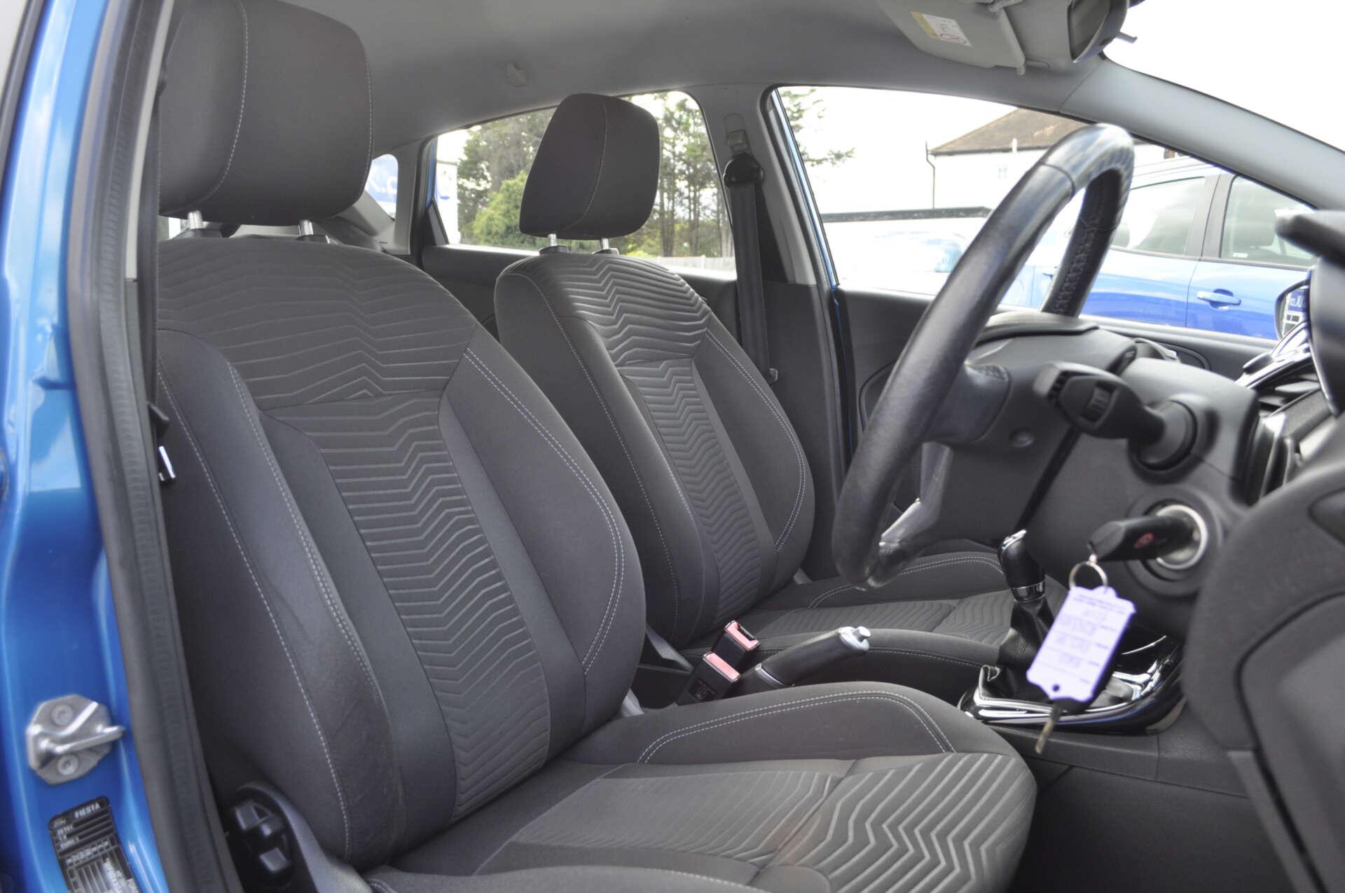 Ford Fiesta view 10