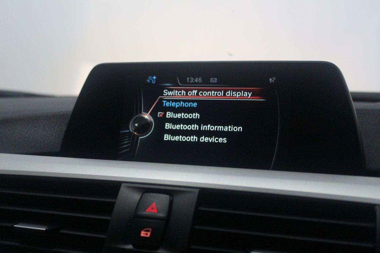 BMW 3 Series view 38