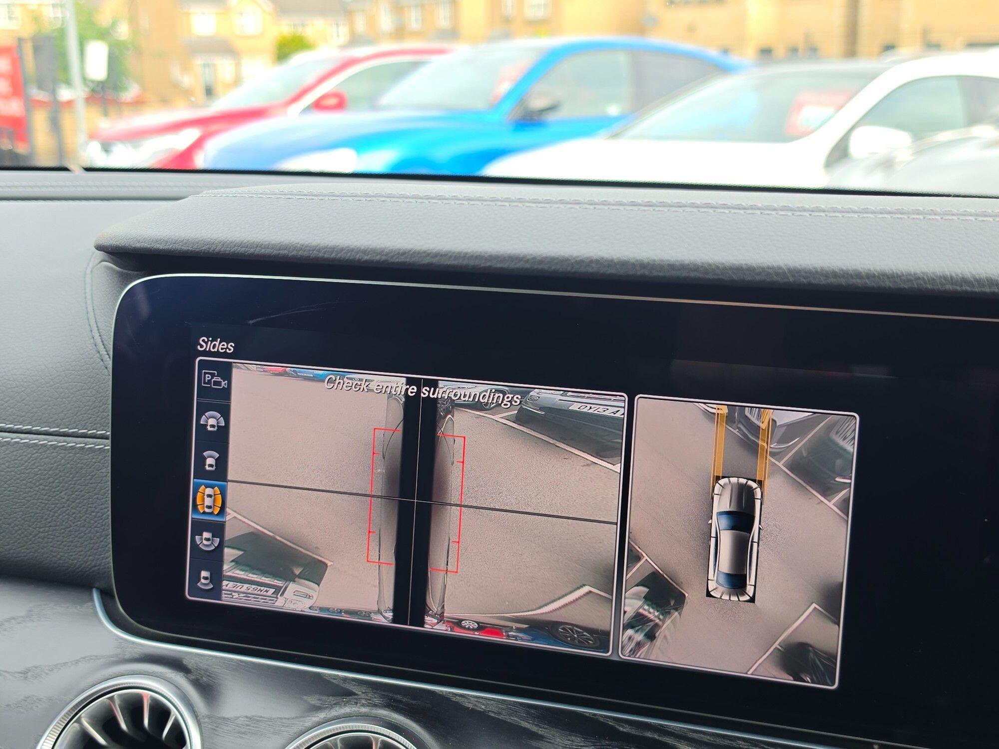 Mercedes-Benz E-Class view 125