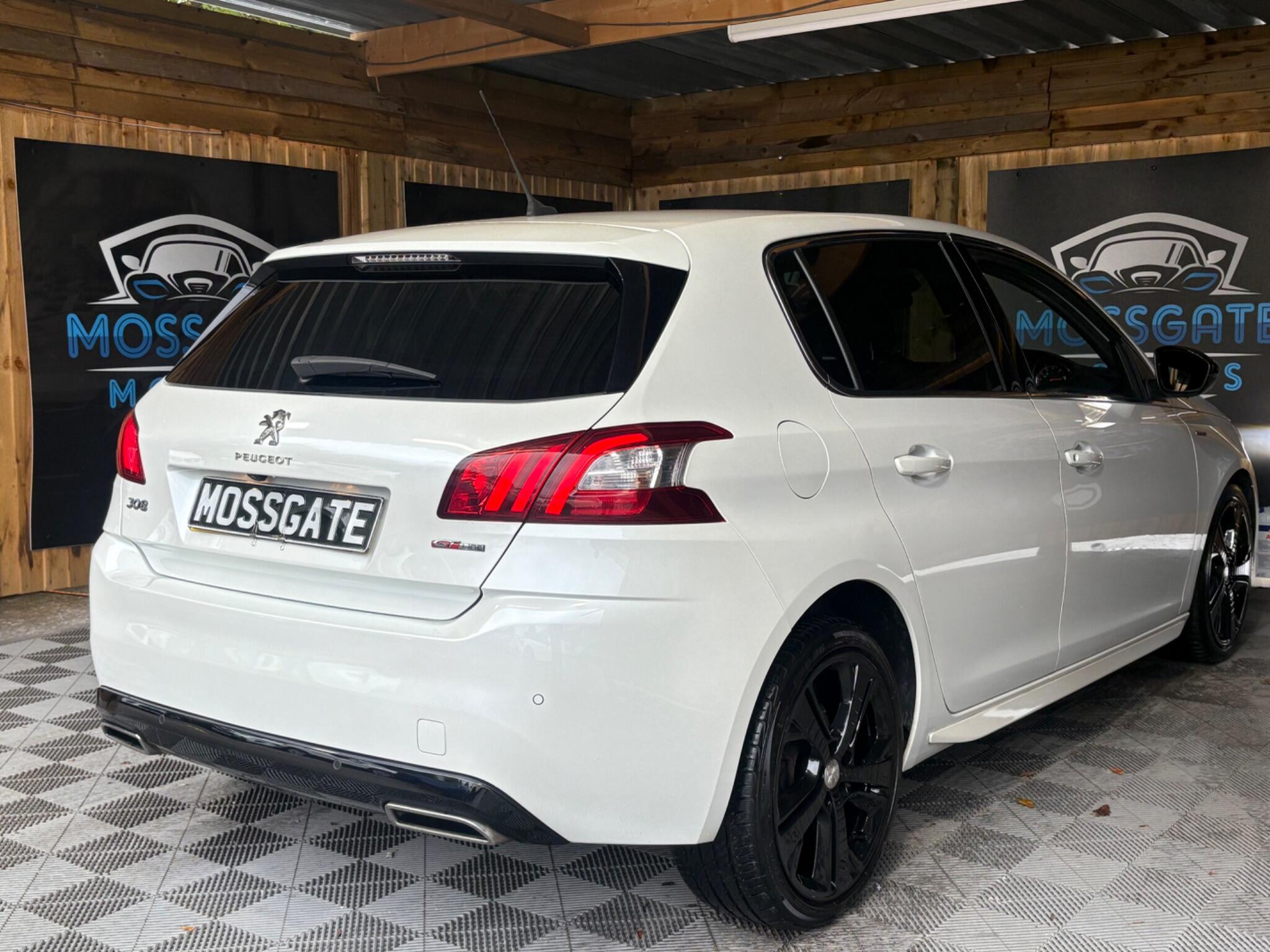 Peugeot 308 view 10