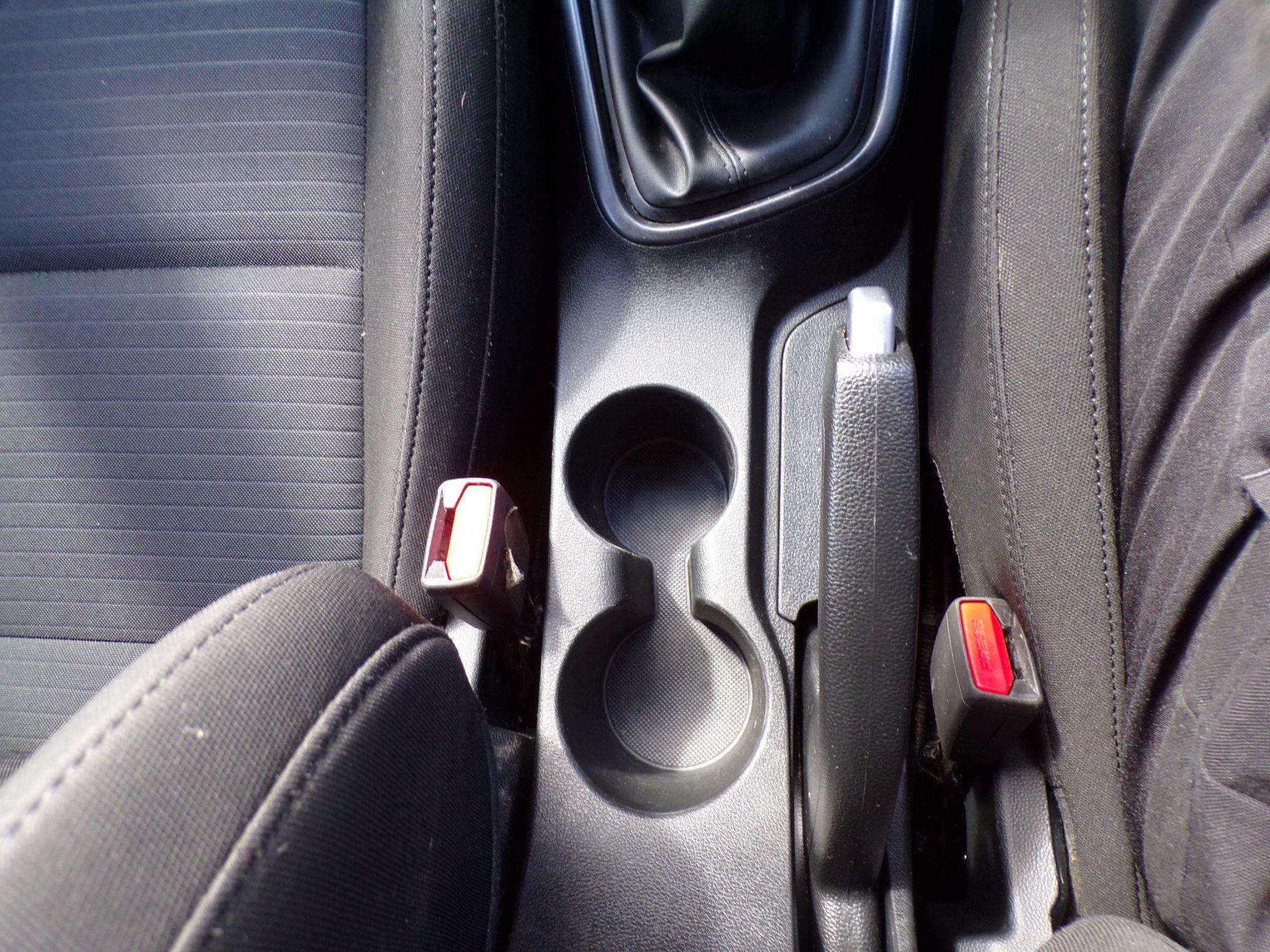 Hyundai I20 view 25