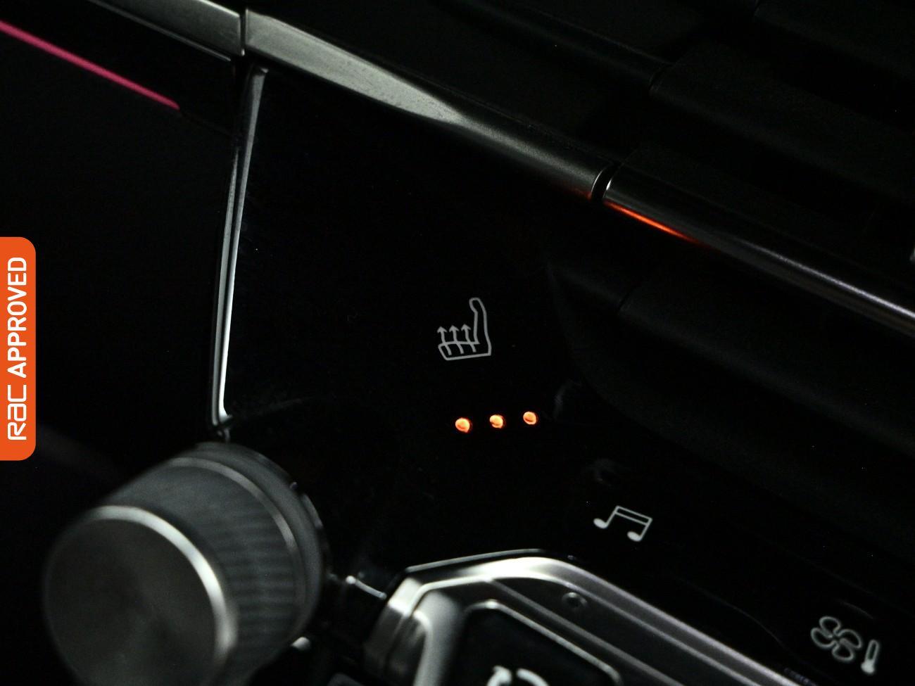 Peugeot e-2008 view 25