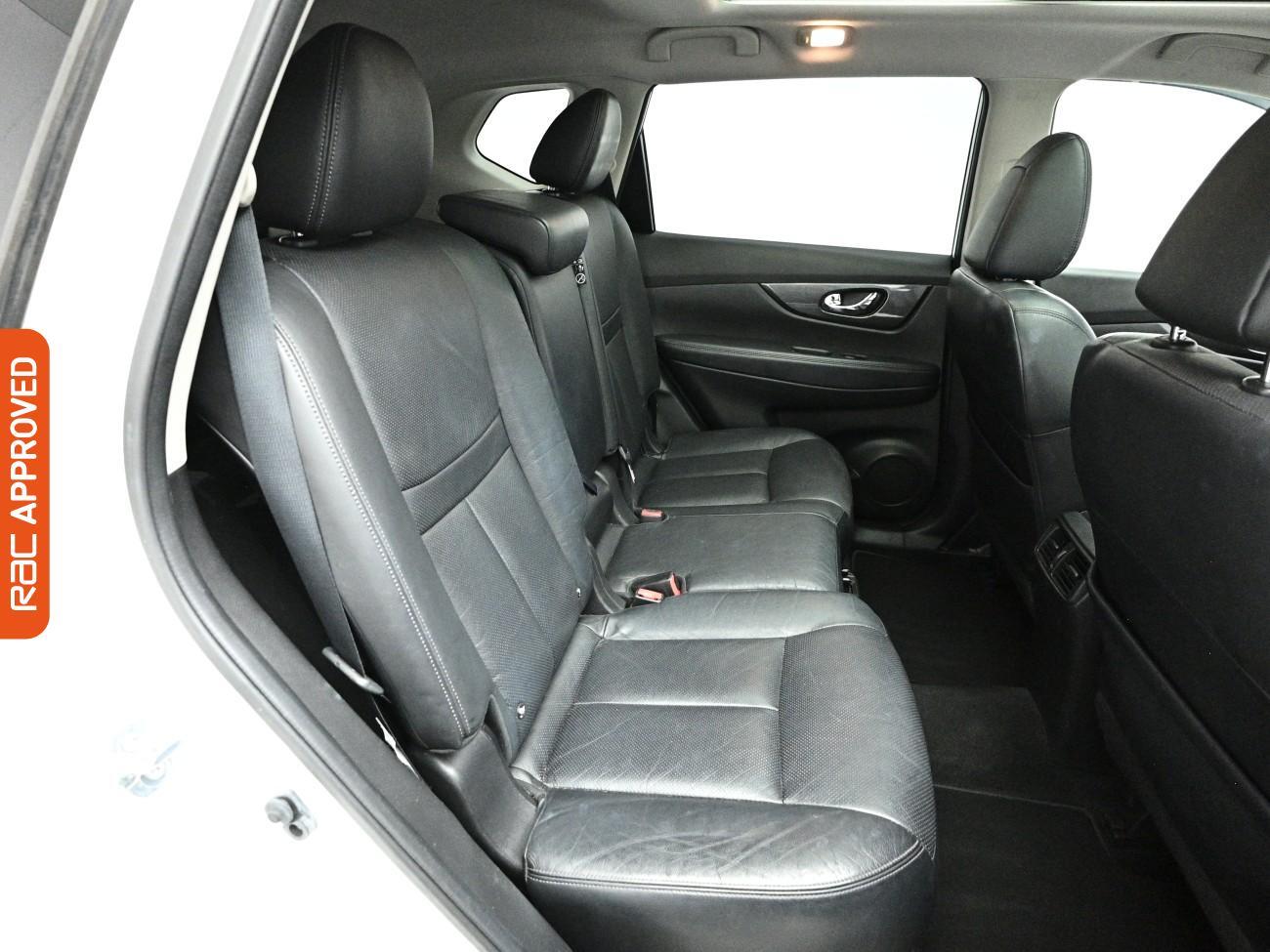 Nissan X-Trail view 13
