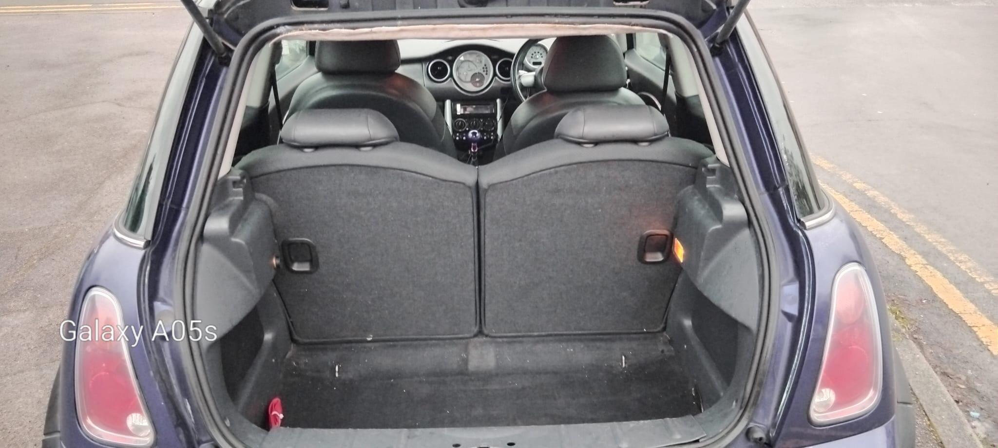 2005 MINI Hatch image 42