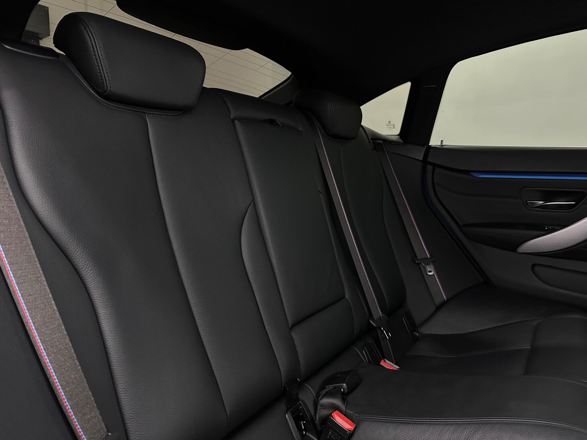 BMW 4 Series view 45