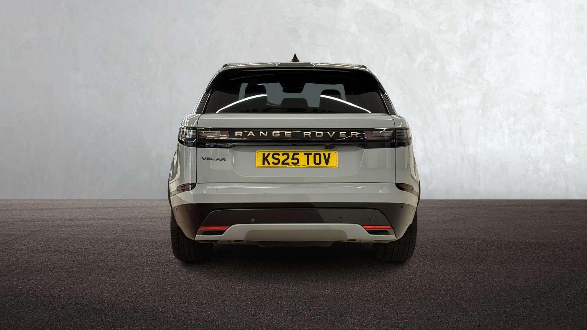 Land Rover Range Rover Velar view 6