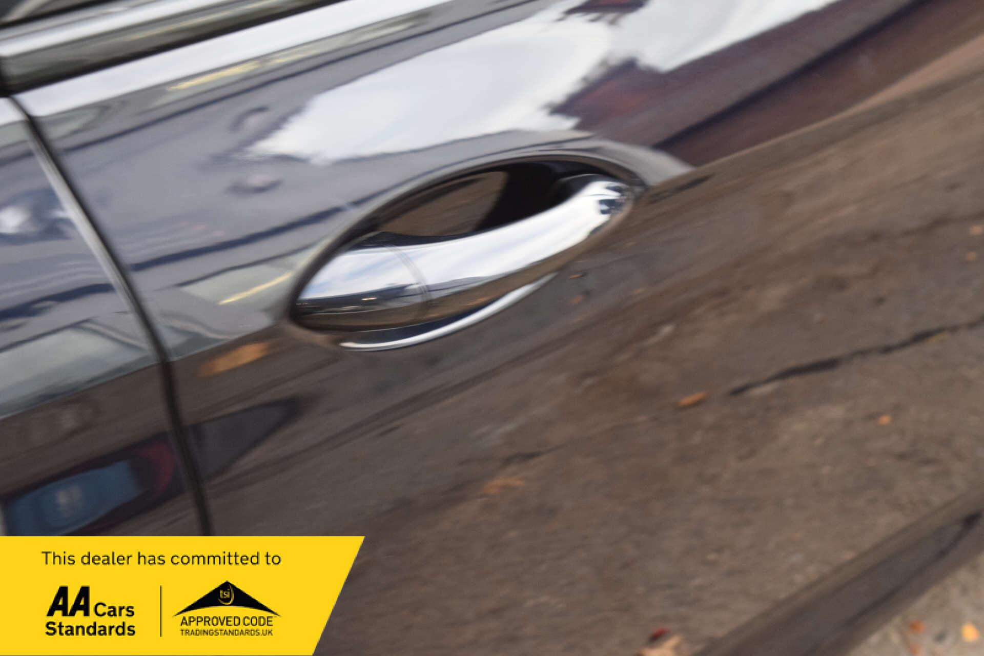 Vauxhall Insignia view 19