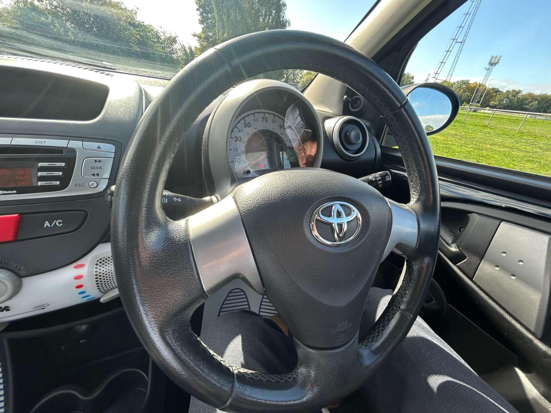Toyota Aygo view 22