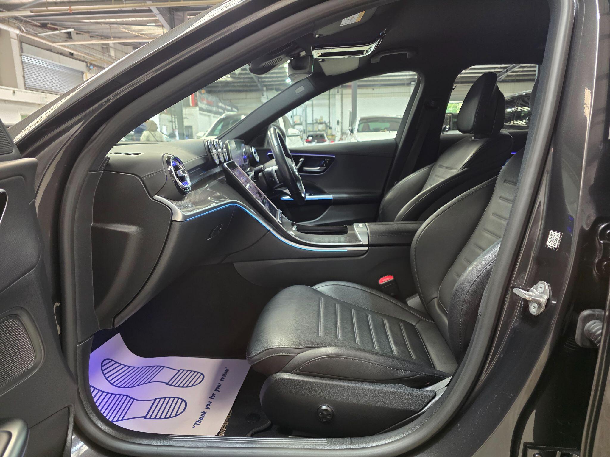 Mercedes-Benz C Class view 30
