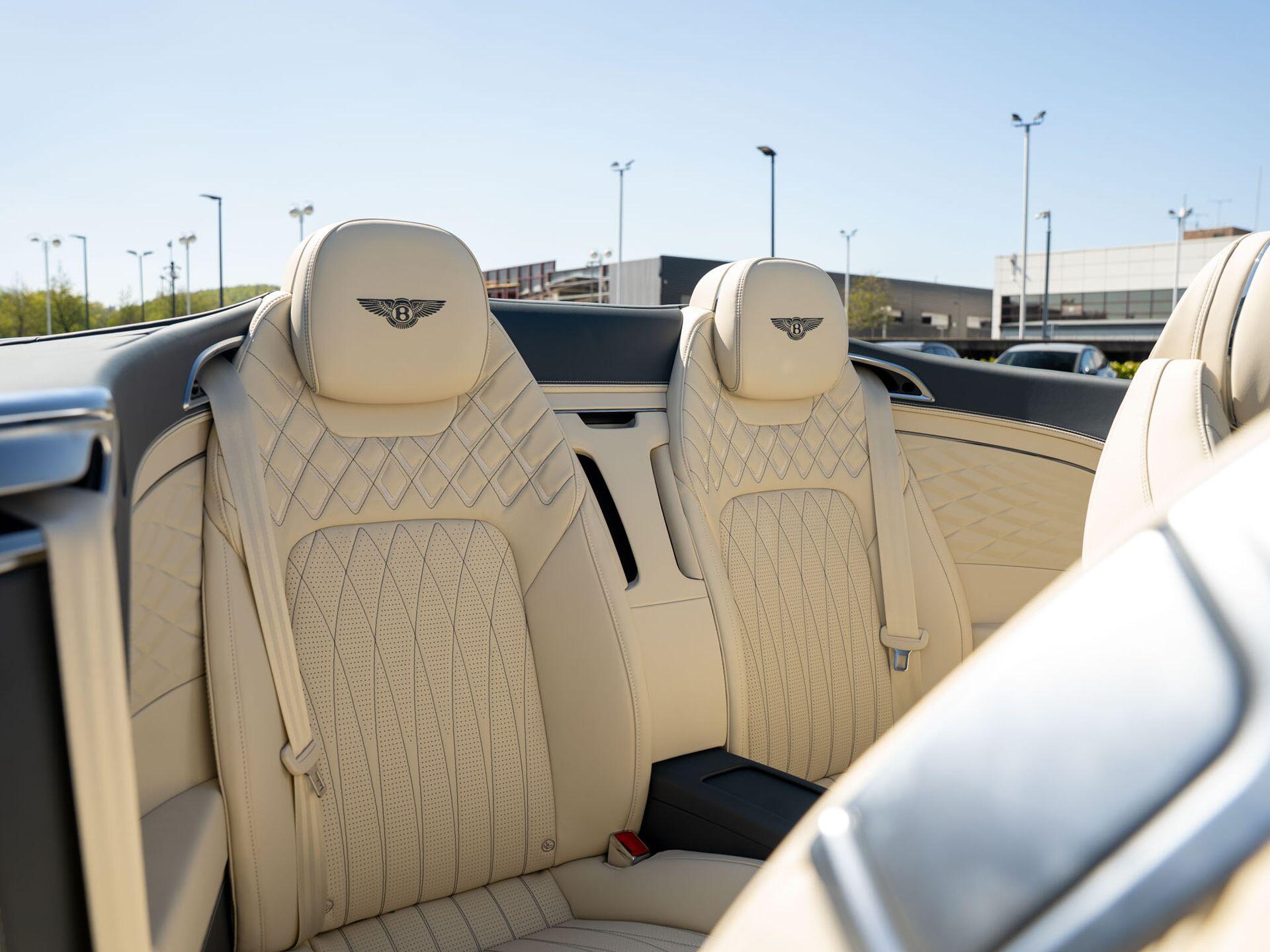 Bentley Continental view 17