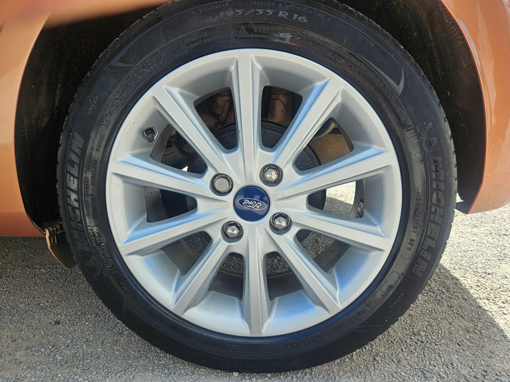 2017 Ford Fiesta image 54