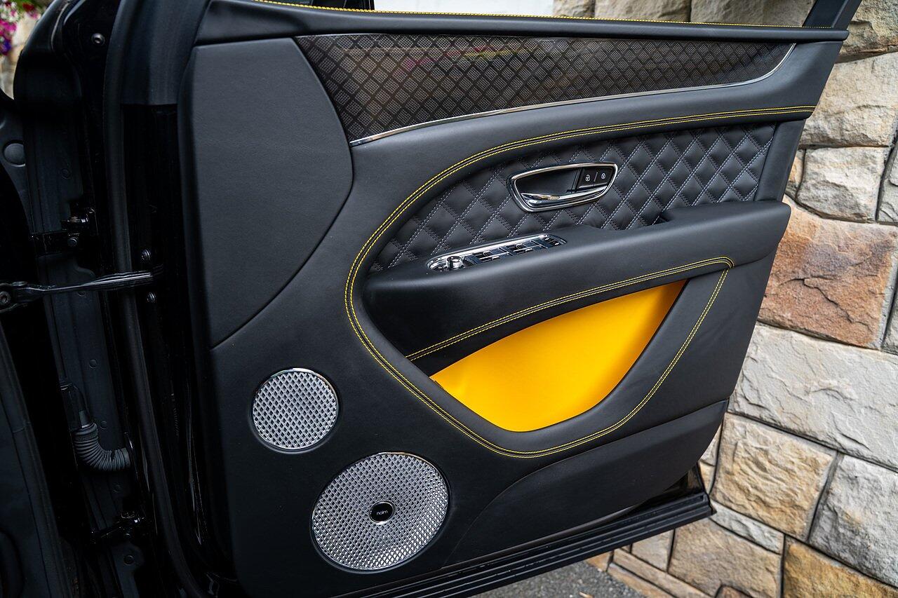 Bentley Bentayga view 63