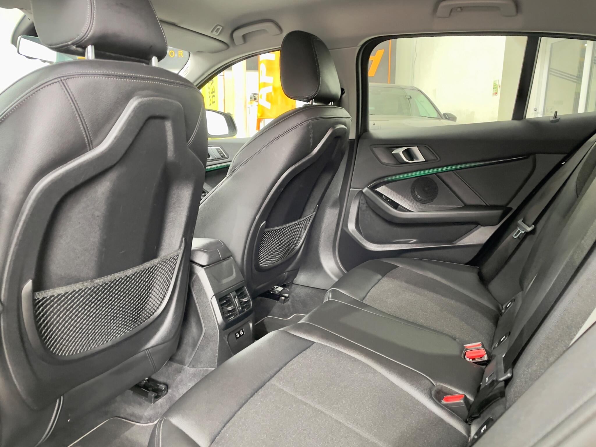 BMW 1 Series view 41