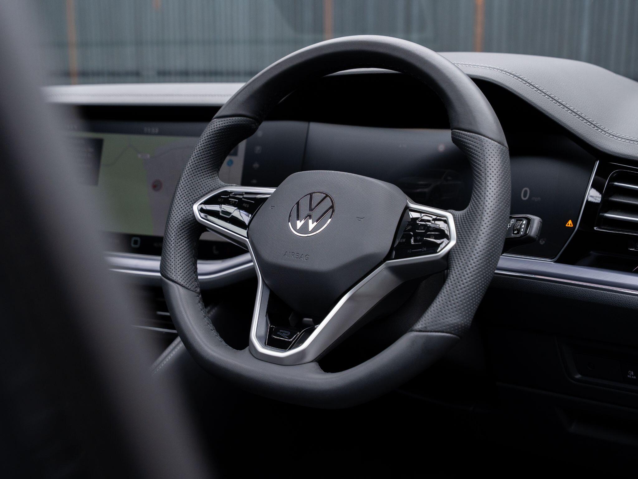 Volkswagen Touareg view 36