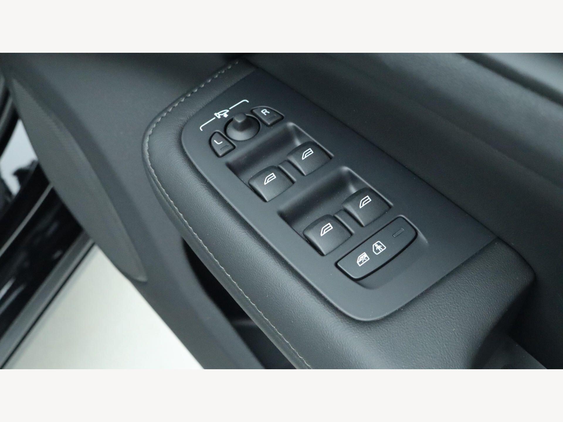 Volvo V60 view 25