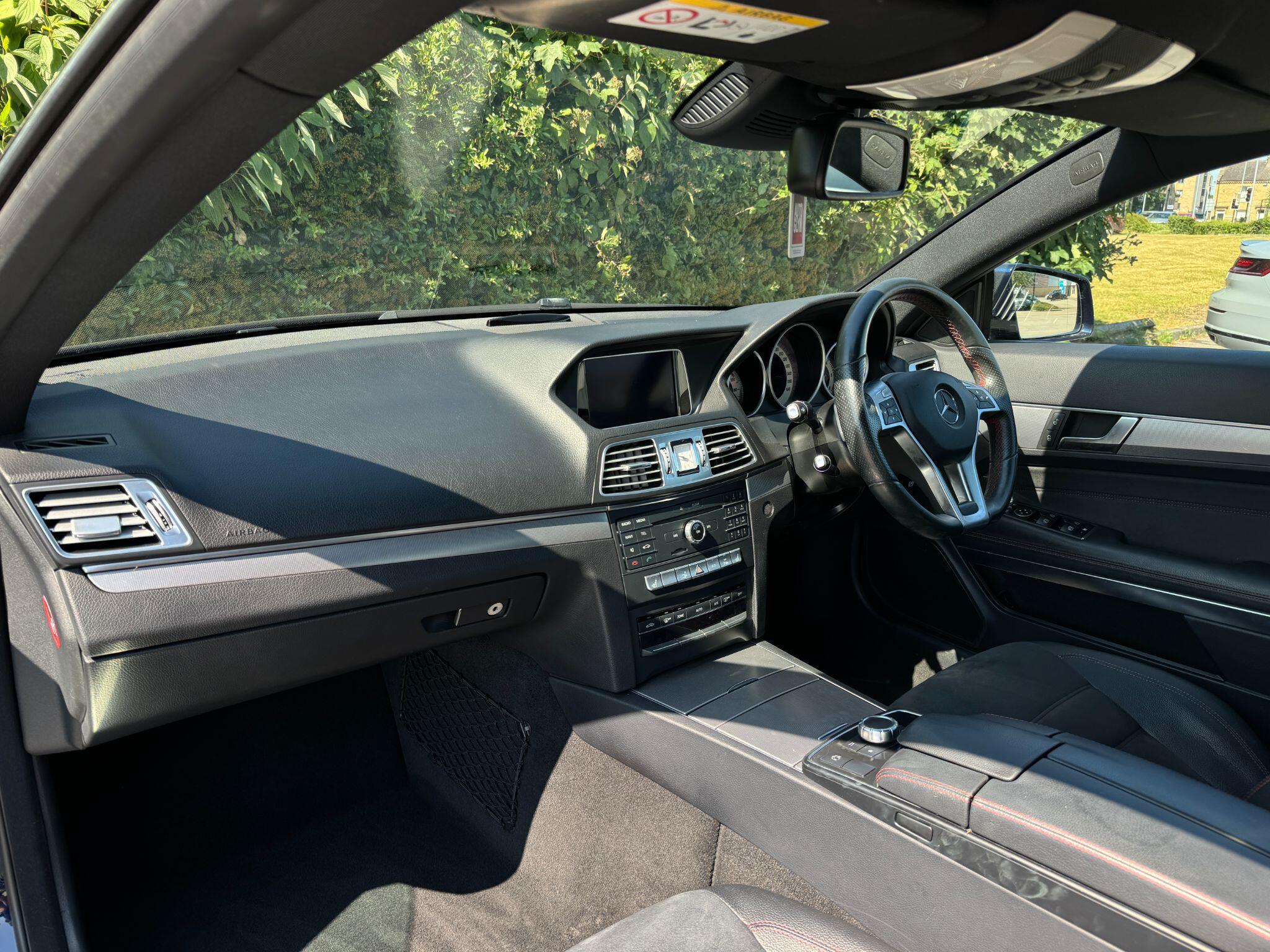 Mercedes-Benz E Class view 16