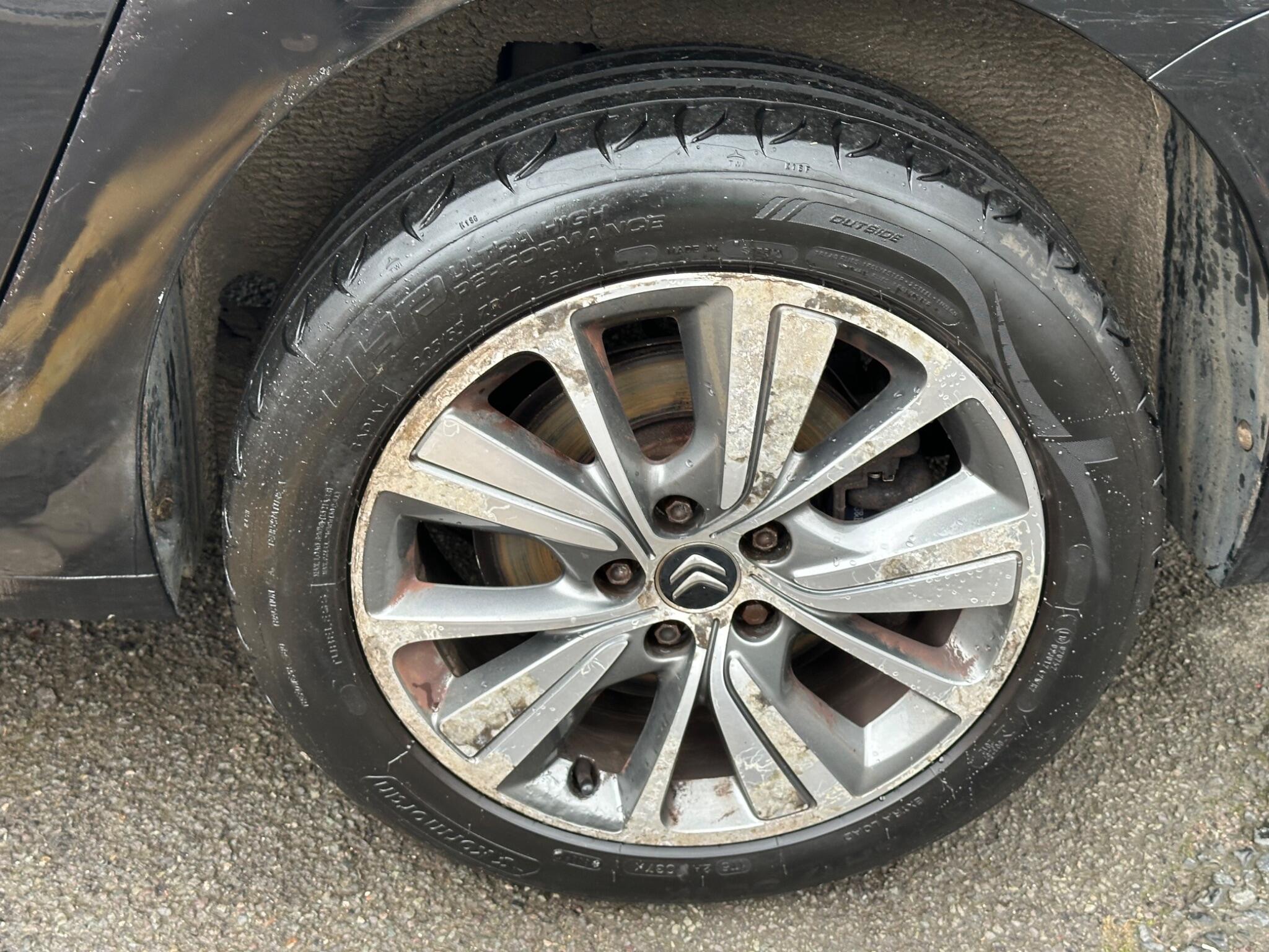 Citroen Grand C4 Picasso view 8