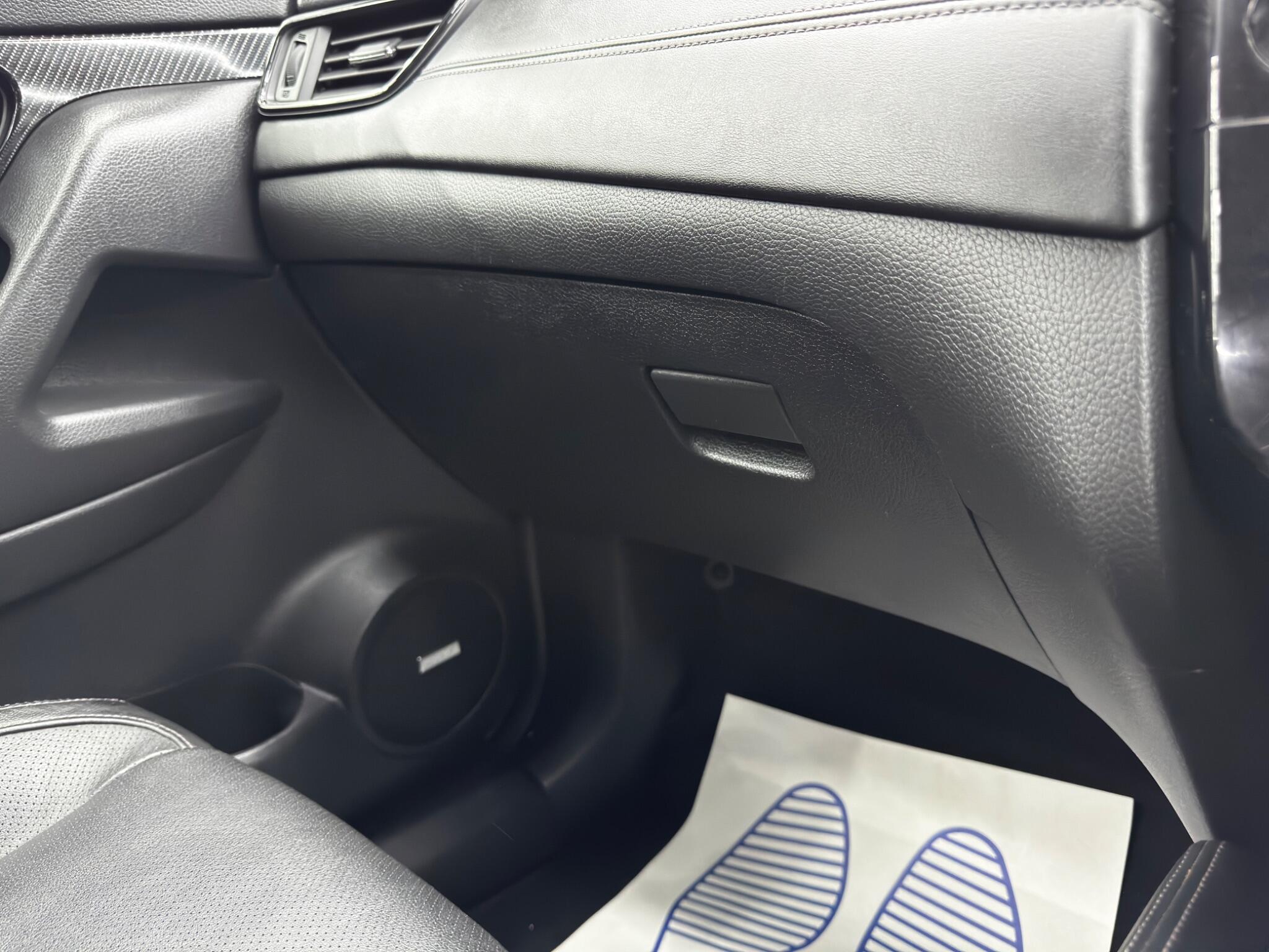 Nissan X-Trail view 33