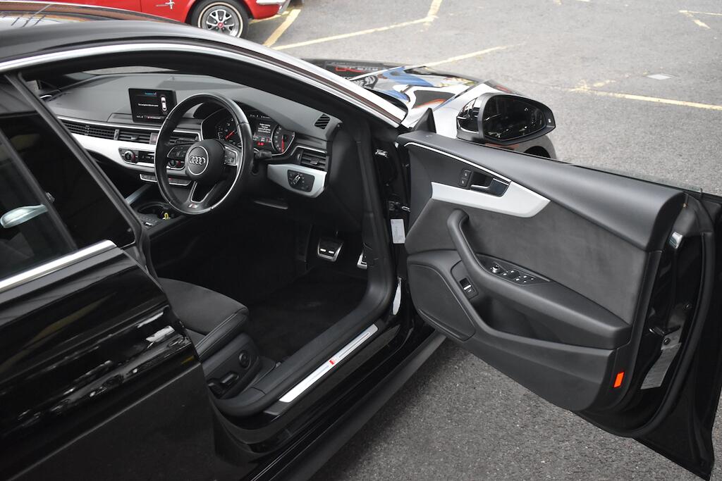 Audi A5 view 25
