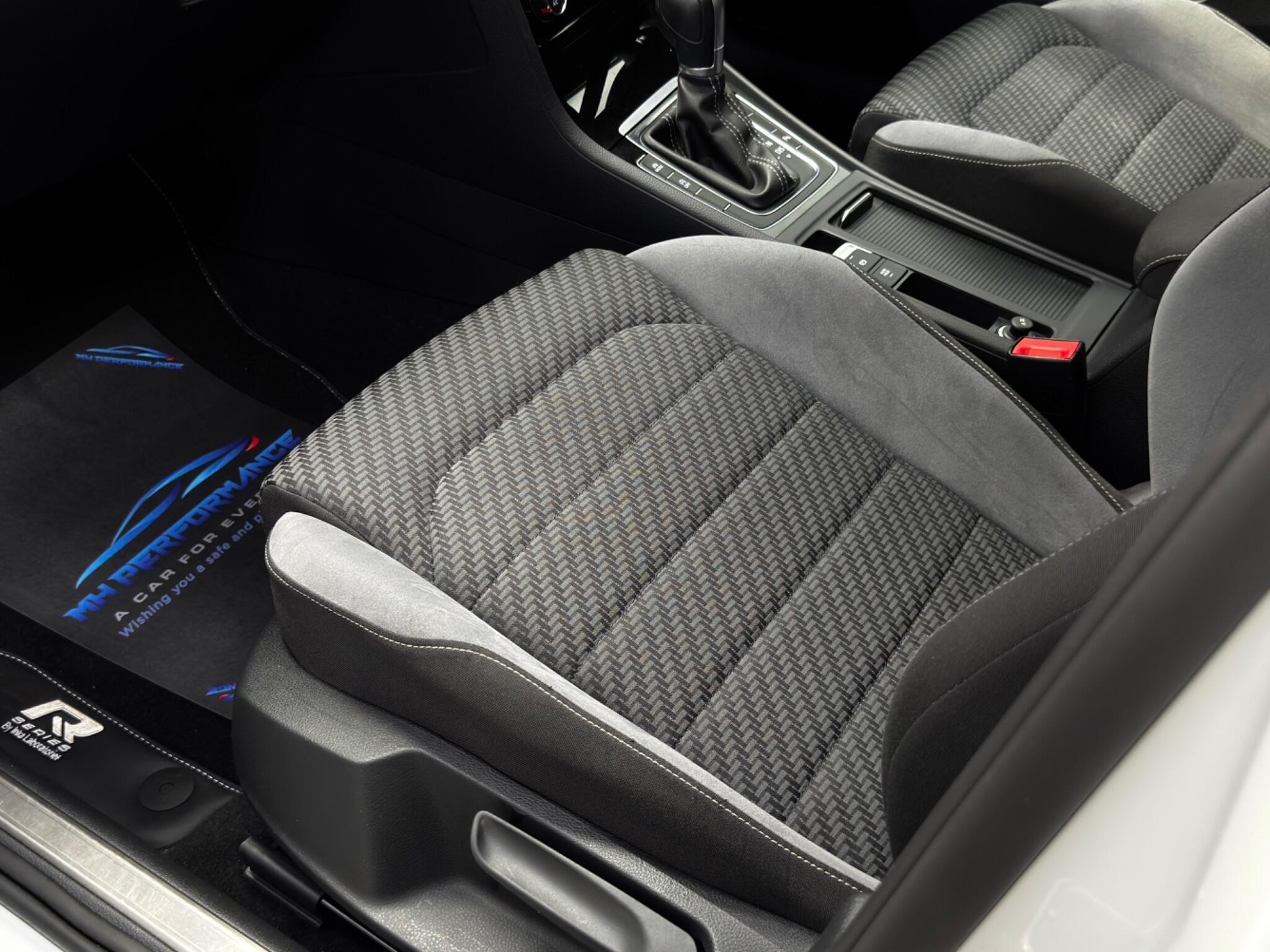 Volkswagen Golf view 49
